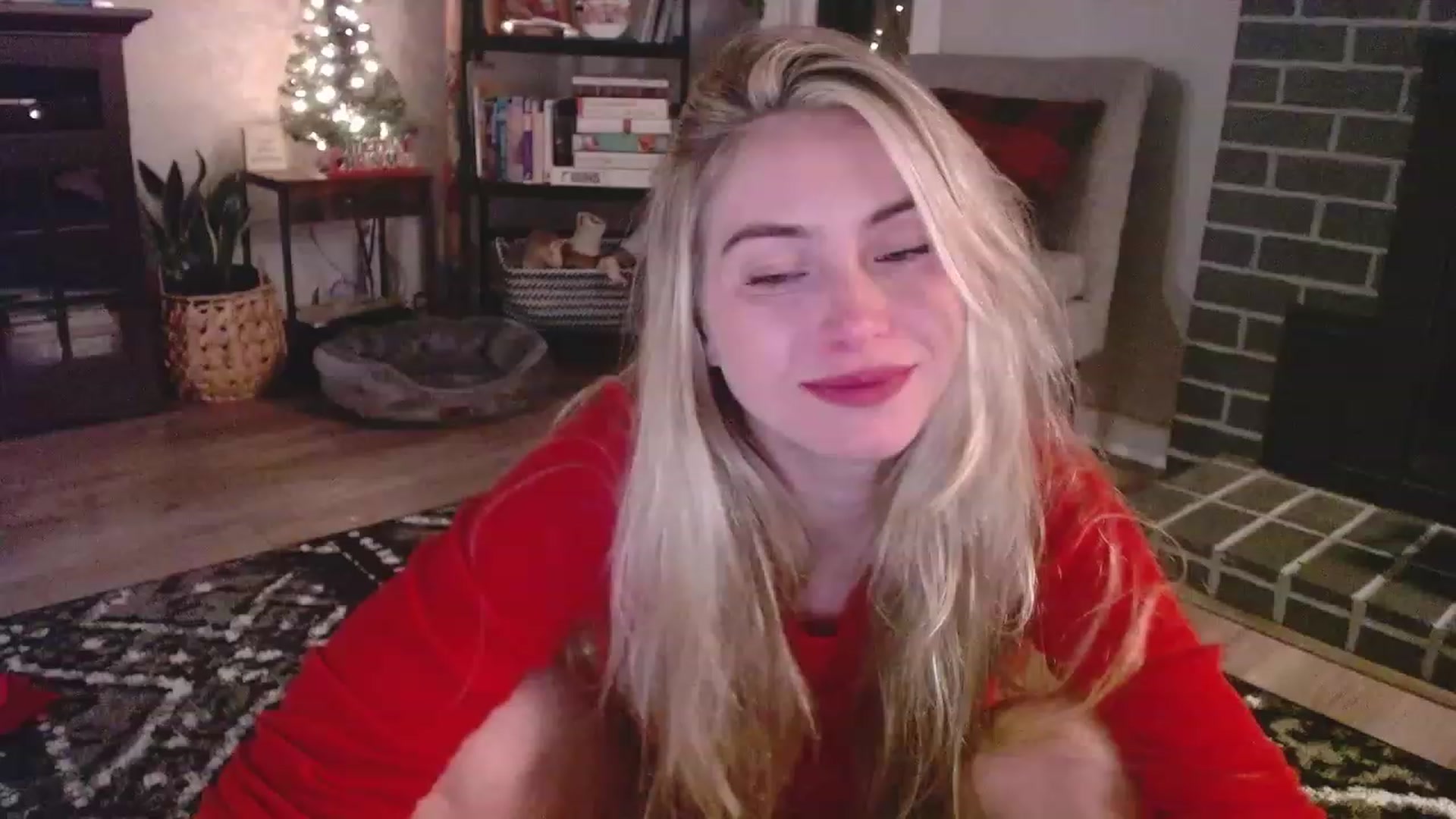Gallery image thumbnail from Lovelyemilia's myfreecams stream on, 11/17/2023, 05:23 image 5 of 20