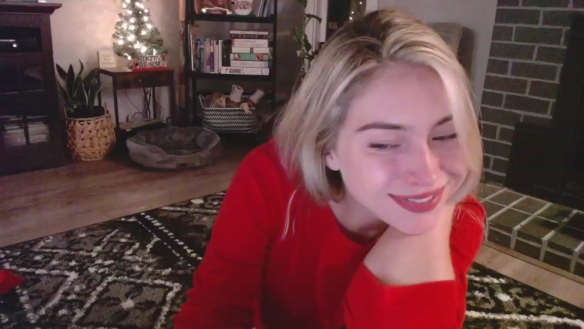 Gallery image thumbnail from Lovelyemilia's myfreecams stream on, 11/17/2023, 05:23 image 6 of 20
