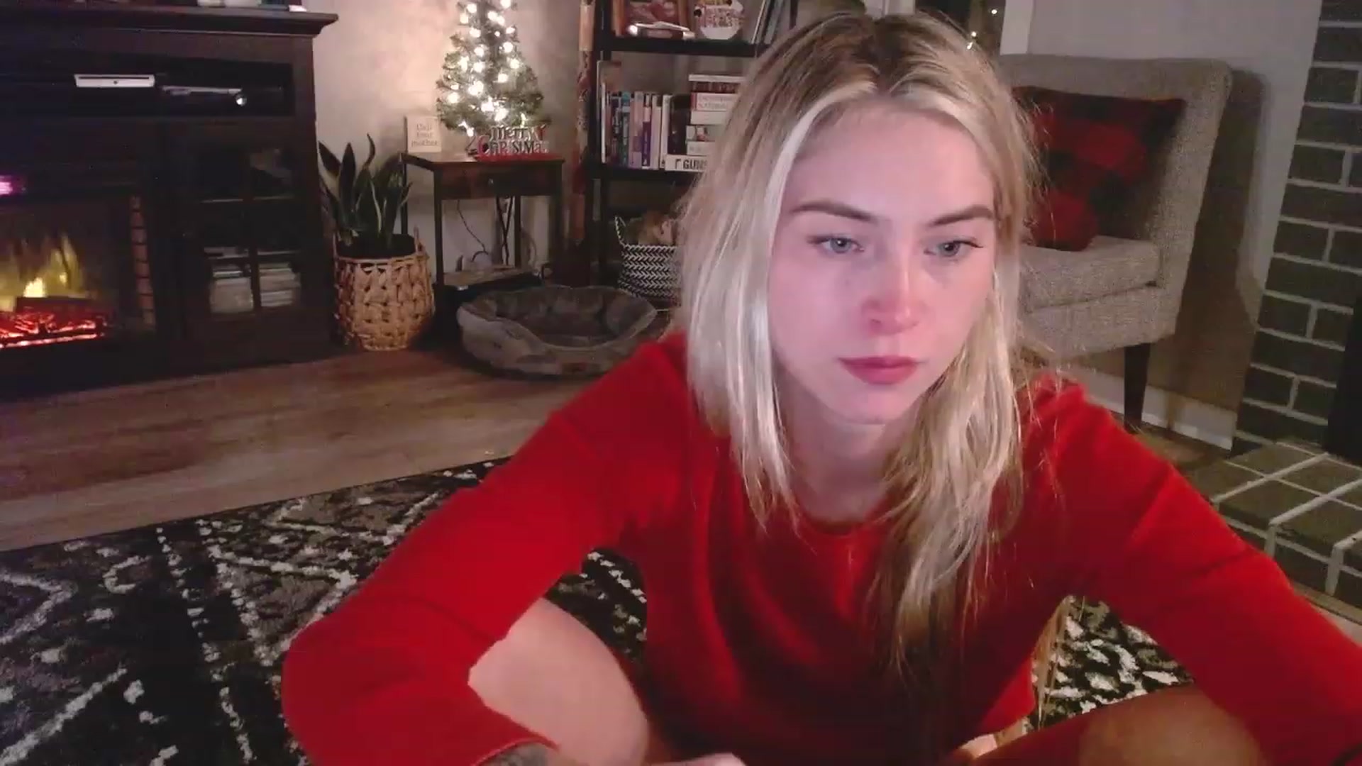 Gallery image thumbnail from Lovelyemilia's myfreecams stream on, 11/17/2023, 06:06 image 1 of 20