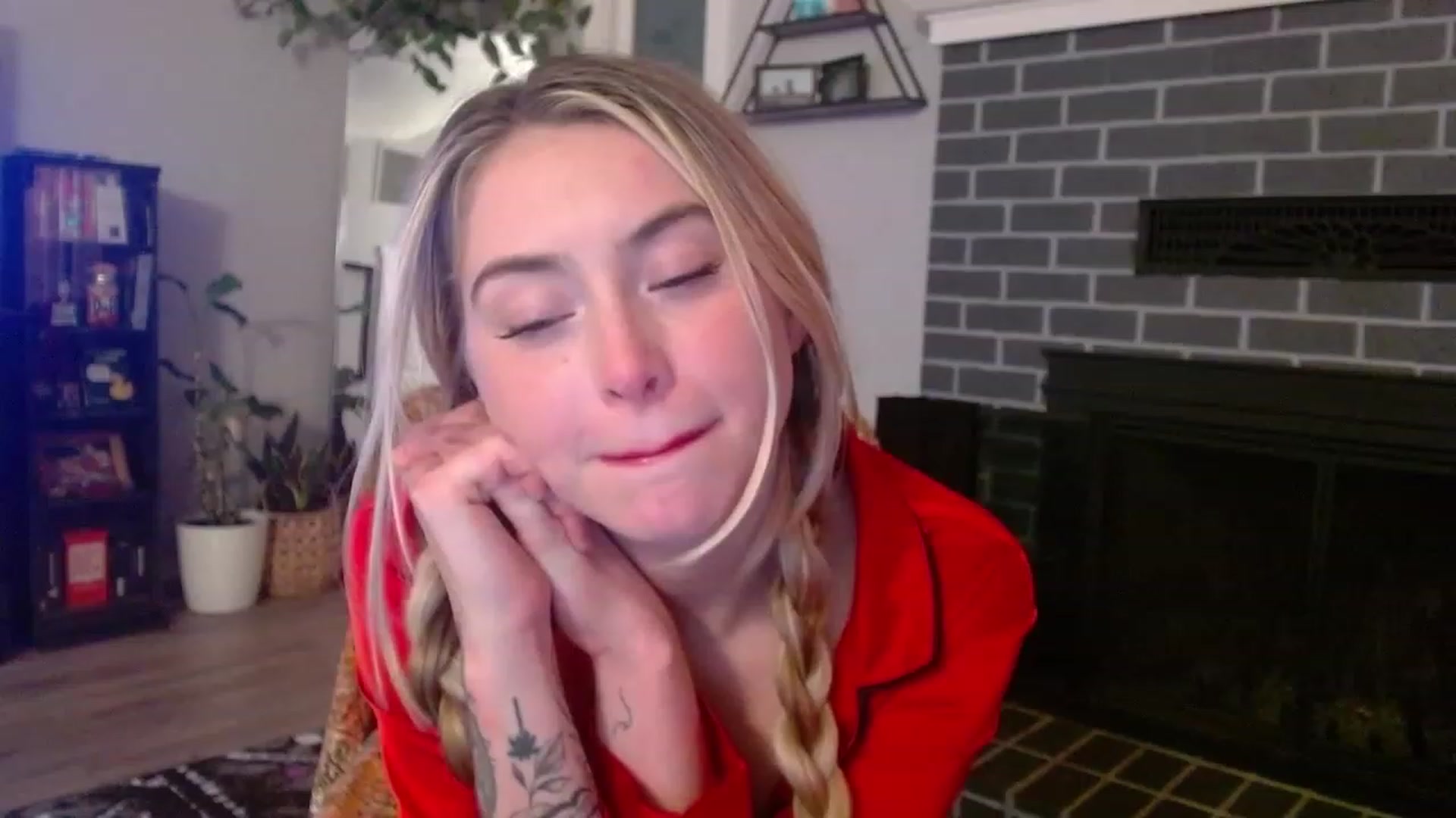 Gallery image thumbnail from Lovelyemilia's myfreecams stream on, 01/14/2024, 04:59 image 7 of 20
