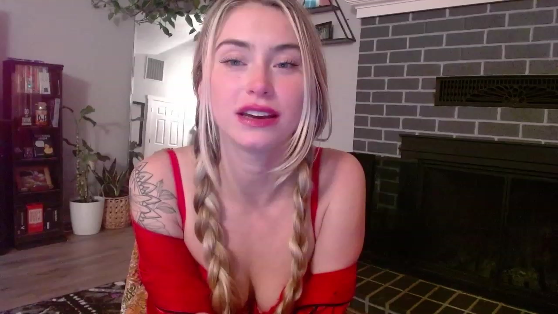 Gallery image thumbnail from Lovelyemilia's myfreecams stream on, 01/14/2024, 04:59 image 8 of 20