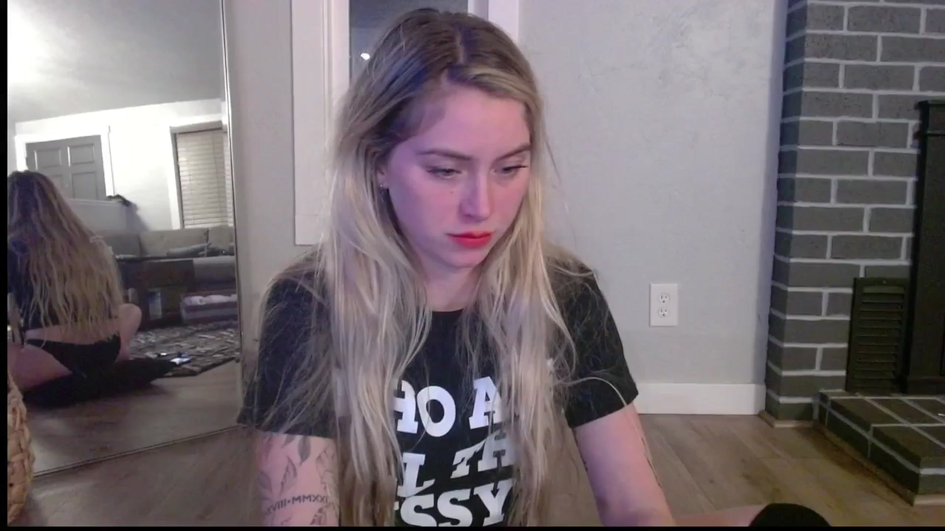 Gallery image thumbnail from Lovelyemilia's myfreecams stream on, 01/20/2024, 05:07 image 11 of 20
