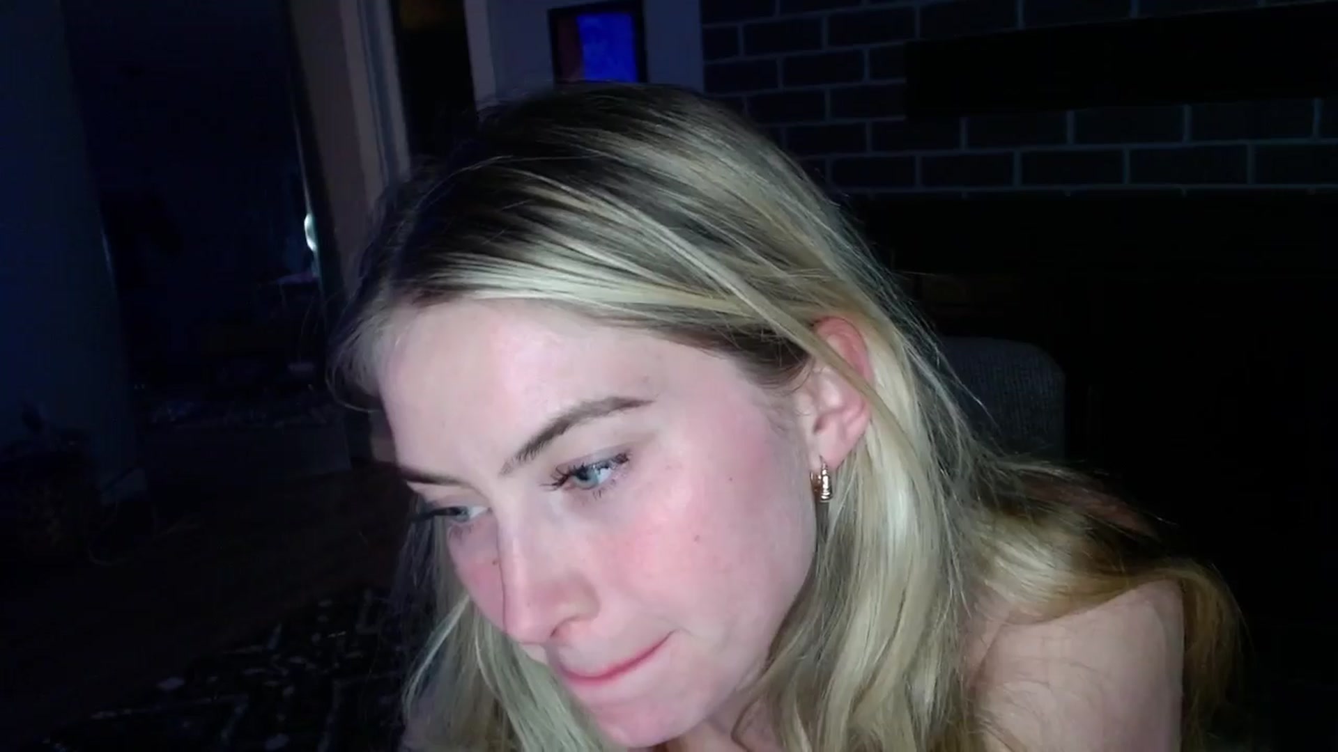 Gallery image thumbnail from Lovelyemilia's myfreecams stream on, 03/27/2024, 05:55 image 20 of 20