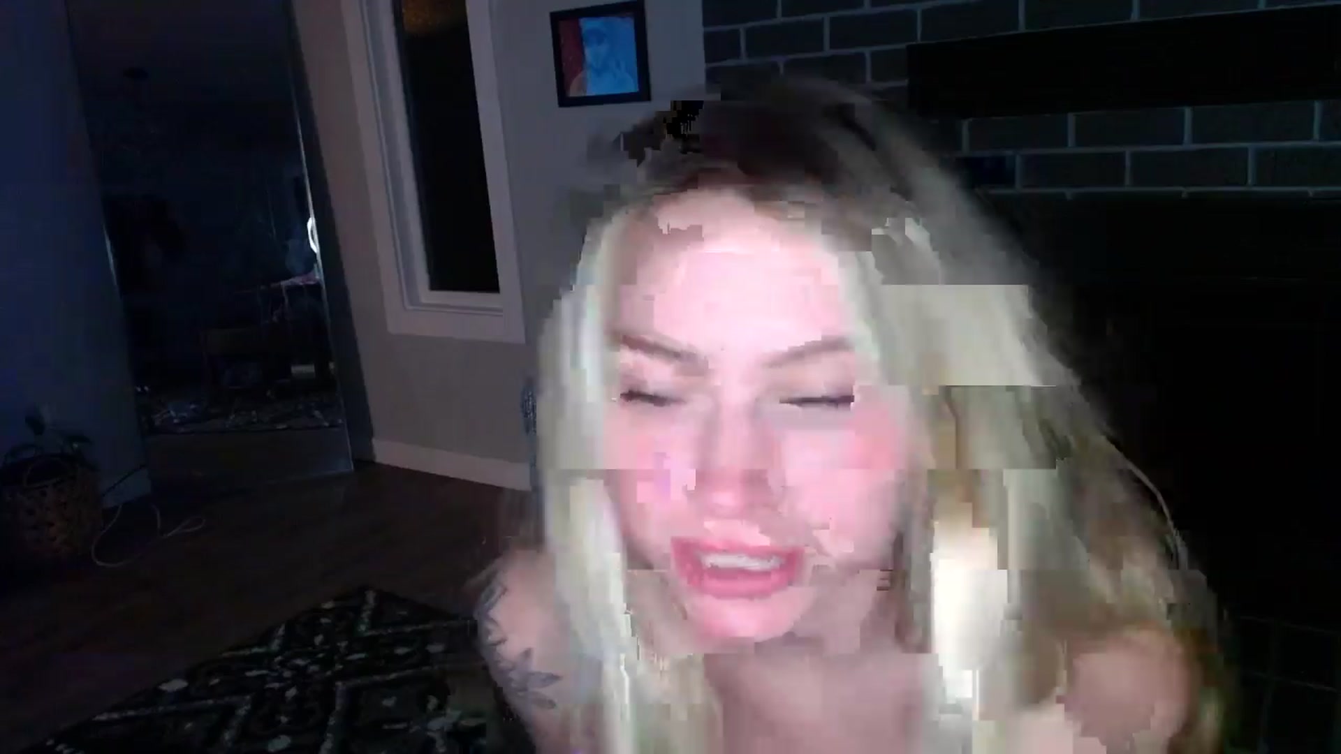 Gallery image thumbnail from Lovelyemilia's myfreecams stream on, 03/27/2024, 05:55 image 11 of 20