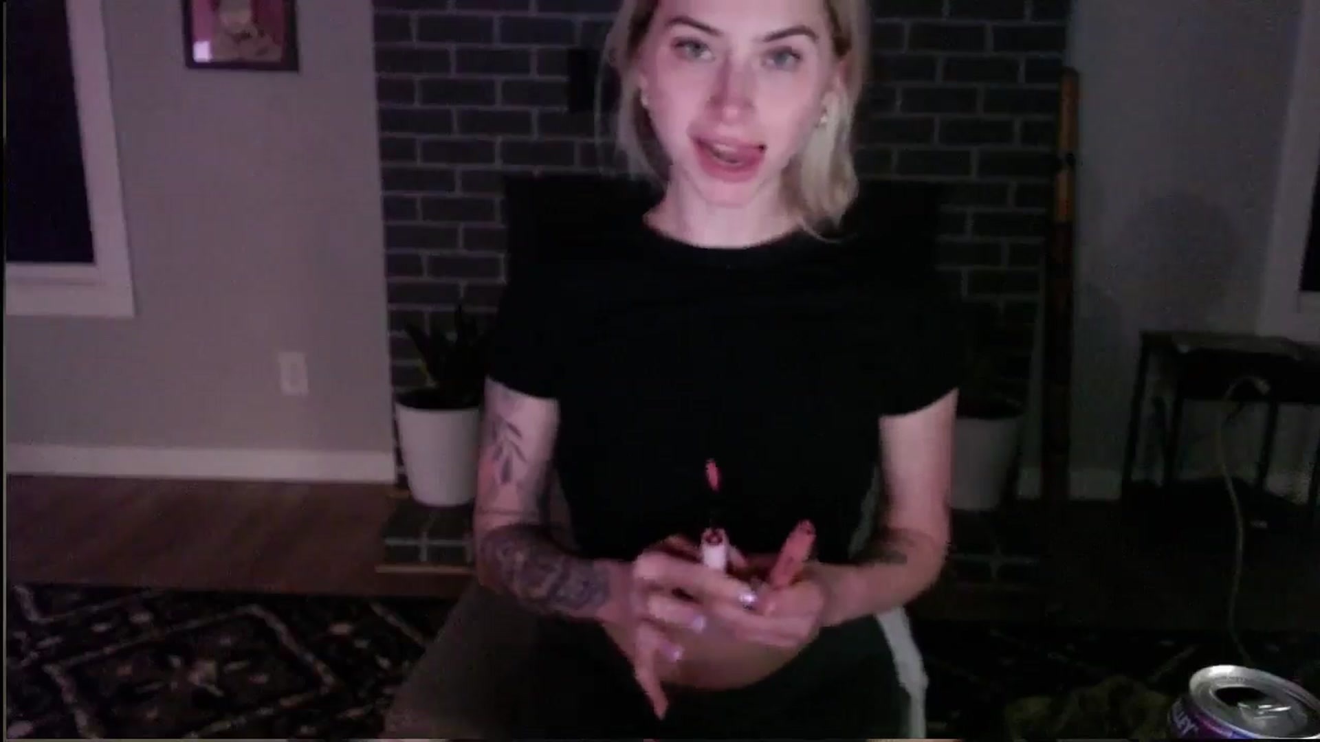 Gallery image thumbnail from Lovelyemilia's myfreecams stream on, 05/02/2024, 05:04 image 6 of 20