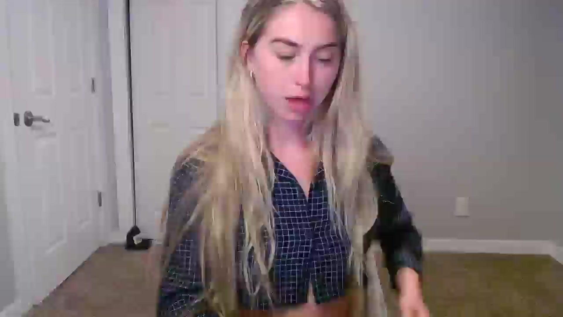 Gallery image thumbnail from Lovelyemilia's myfreecams stream on, 07/24/2024, 04:23 image 14 of 20