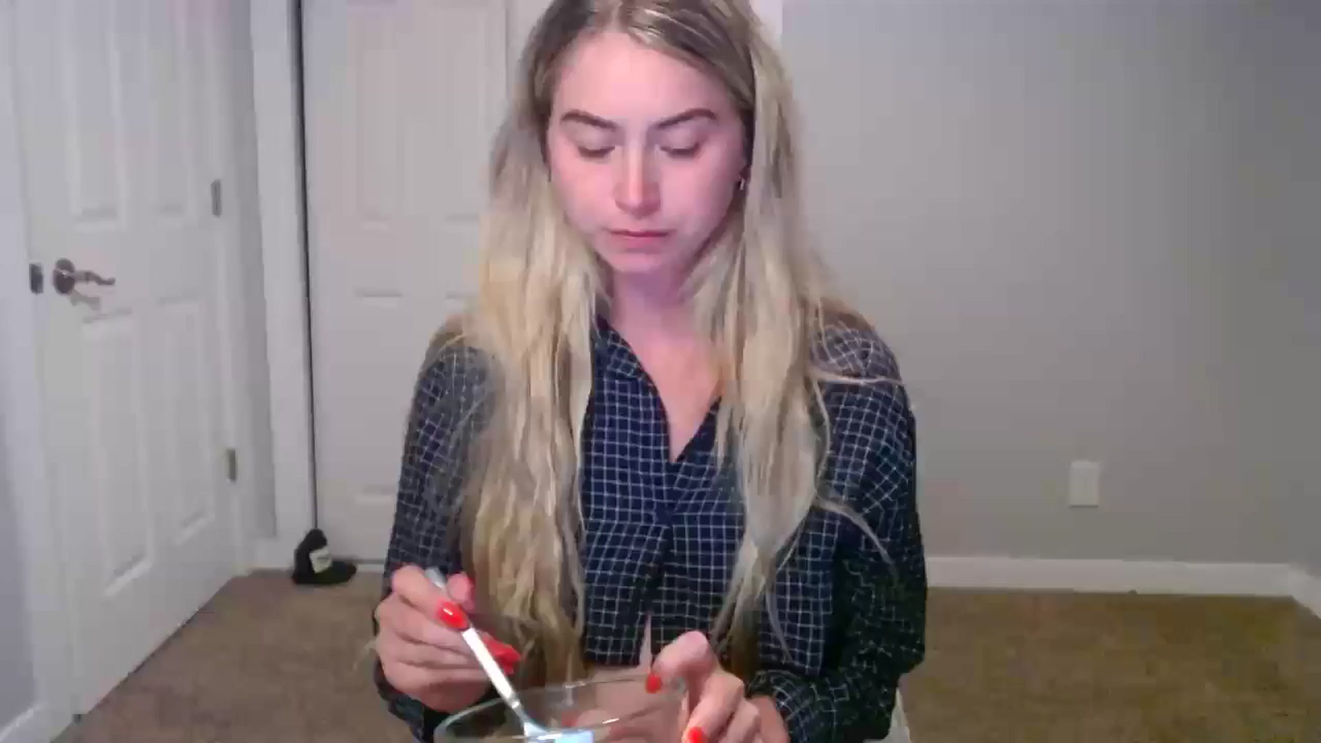 Gallery image thumbnail from Lovelyemilia's myfreecams stream on, 07/24/2024, 04:23 image 20 of 20