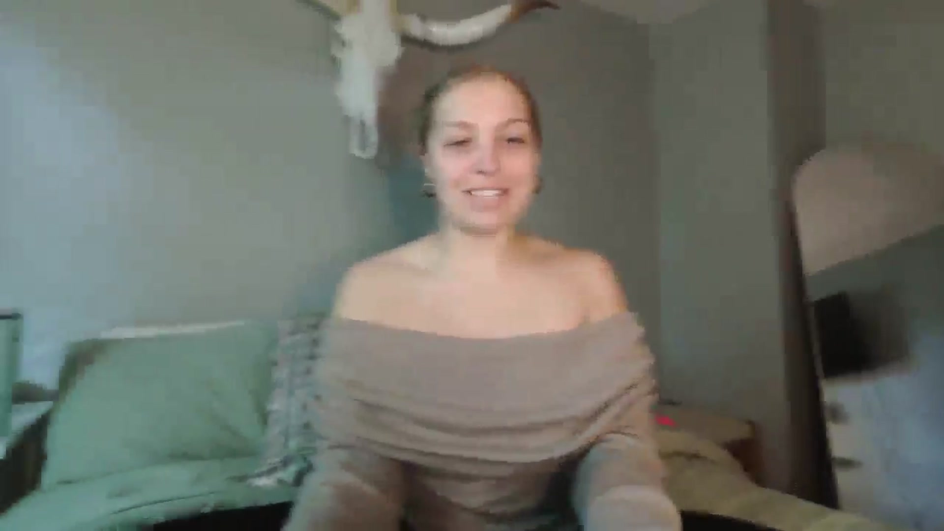 Gallery image thumbnail from Lovelyleah's myfreecams stream on, 06/02/2025, 16:43 image 5 of 20