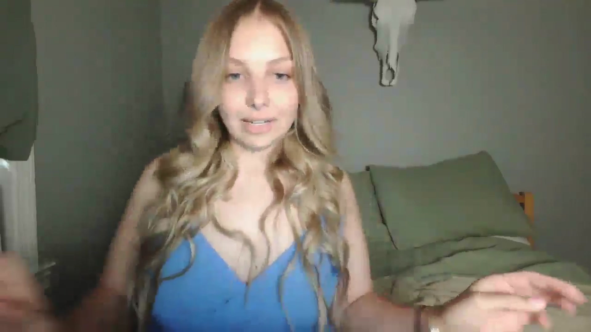 Gallery image thumbnail from Lovelyleah's myfreecams stream on, 06/06/2025, 22:59 image 4 of 20