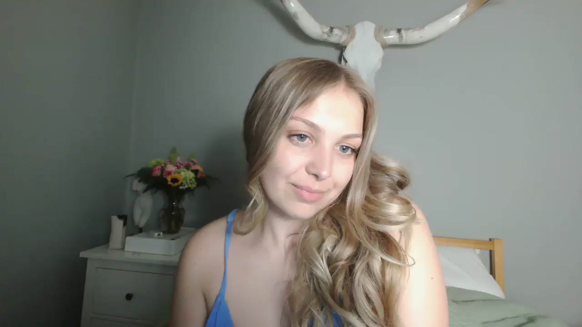 Gallery image thumbnail from Lovelyleah's myfreecams stream on, 06/07/2025, 24:46 image 13 of 20