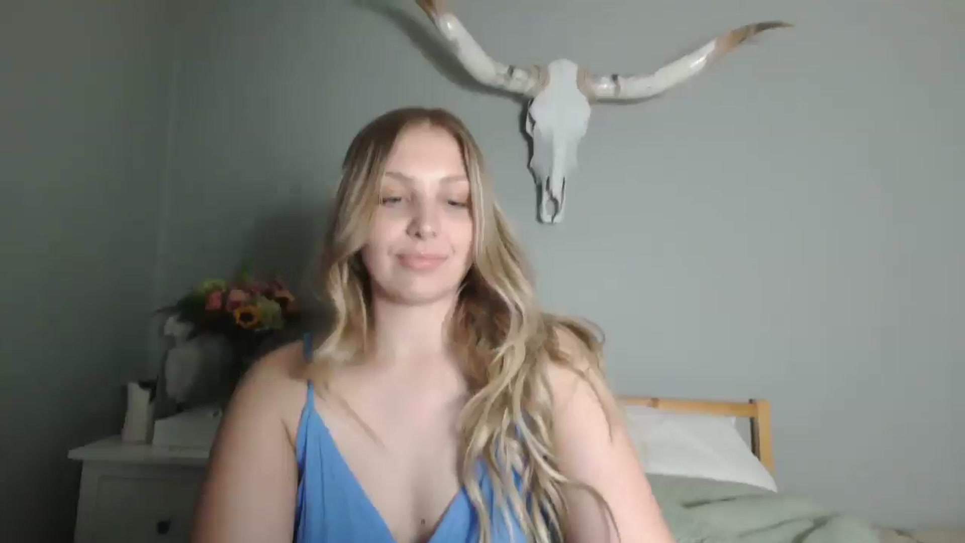 Gallery image thumbnail from Lovelyleah's myfreecams stream on, 06/07/2025, 24:46 image 18 of 20
