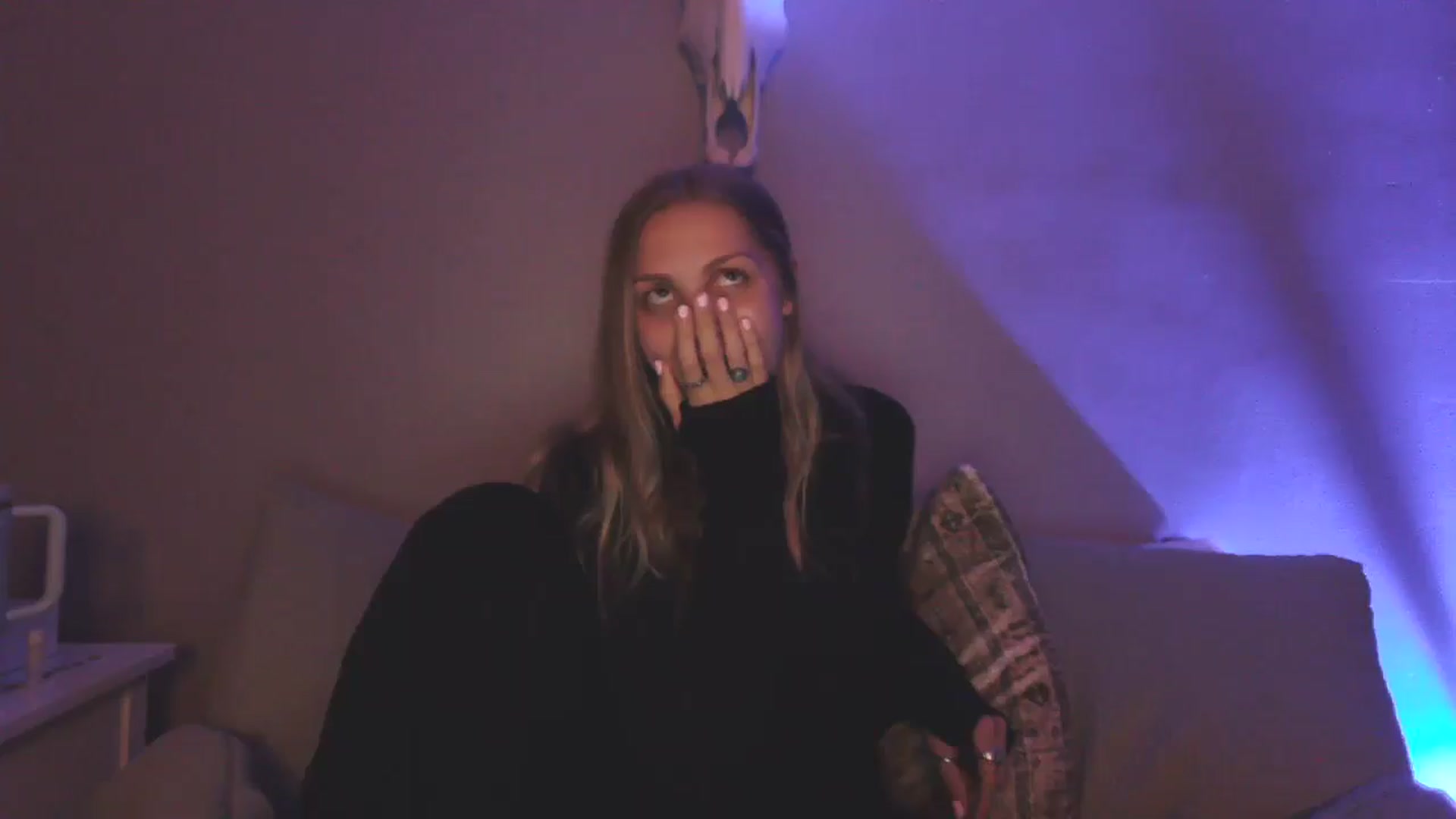 Gallery image thumbnail from Lovelyleah's myfreecams stream on, 06/28/2025, 05:14 image 5 of 20