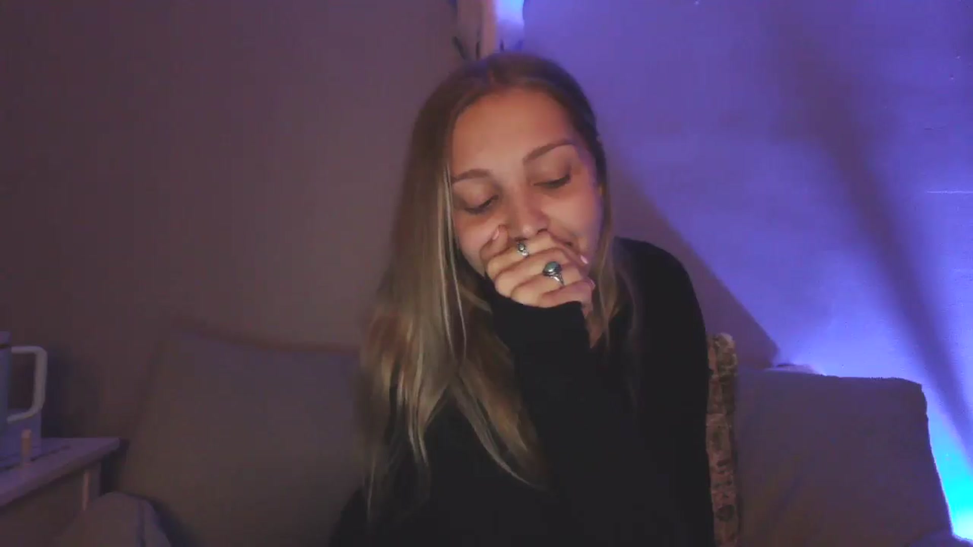 Gallery image thumbnail from Lovelyleah's myfreecams stream on, 06/28/2025, 05:14 image 8 of 20