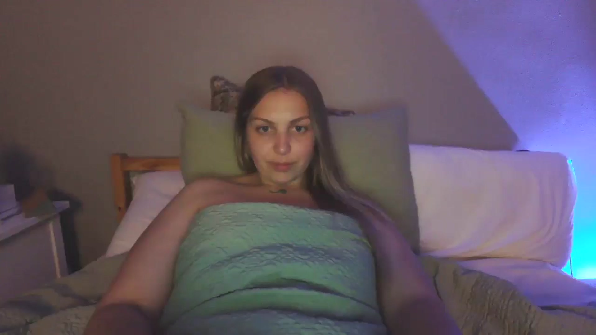 Gallery image thumbnail from Lovelyleah's myfreecams stream on, 06/28/2025, 07:31 image 6 of 20