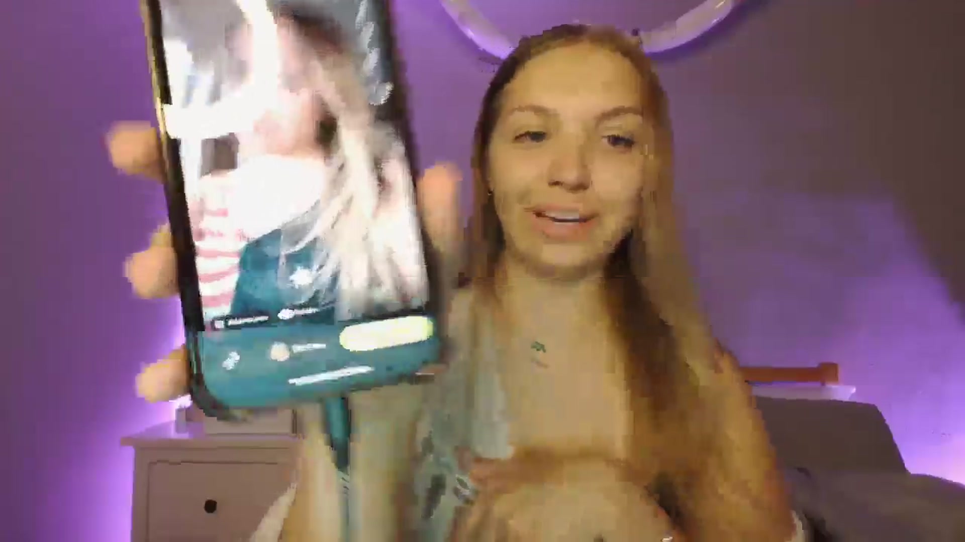 Gallery image thumbnail from Lovelyleah's myfreecams stream on, 07/07/2025, 15:58 image 3 of 20