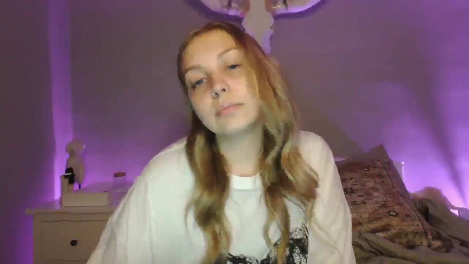 Gallery image thumbnail from Lovelyleah's myfreecams stream on, 07/28/2025, 16:17 image 20 of 20