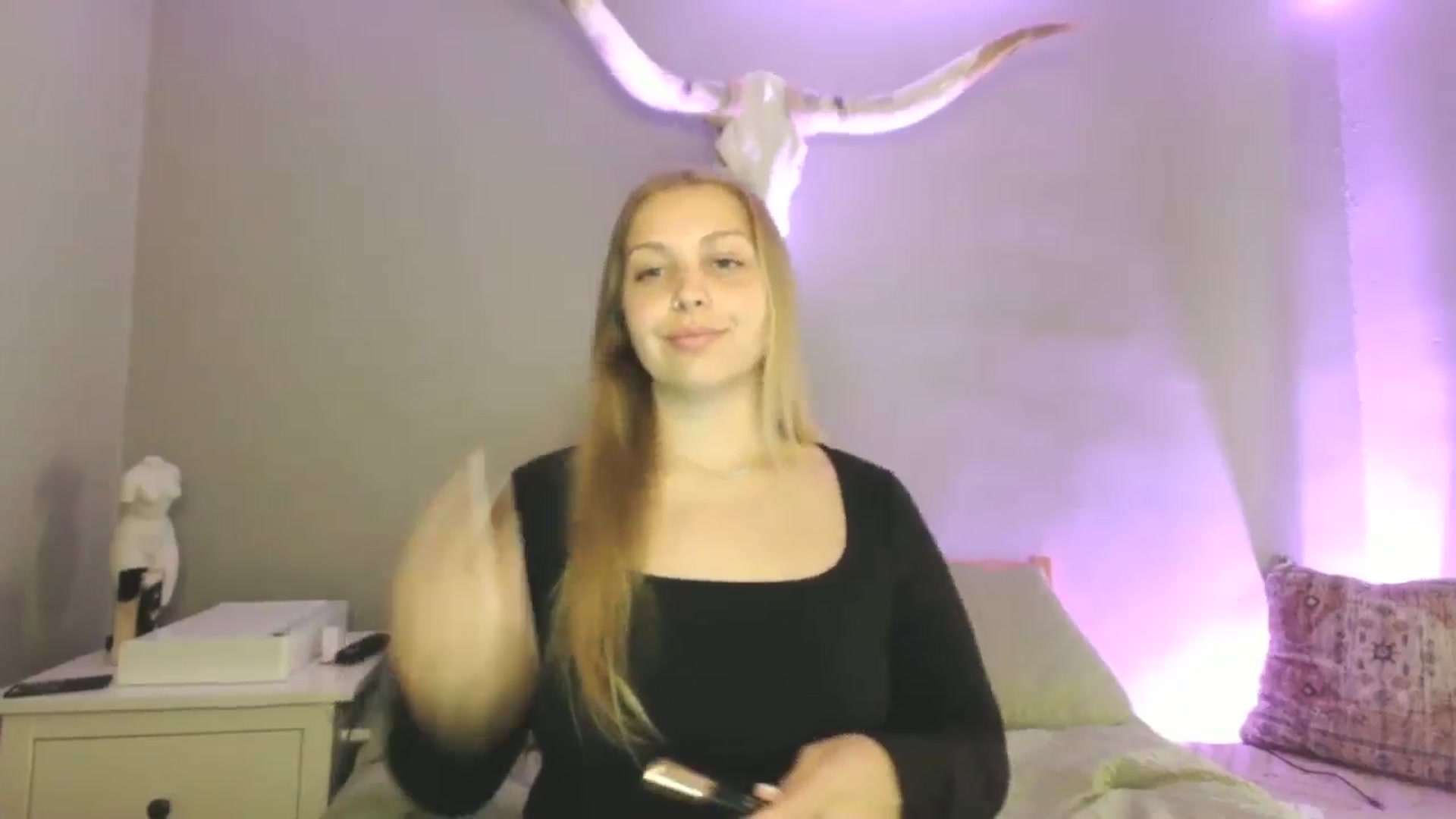 Gallery image thumbnail from Lovelyleah's myfreecams stream on, 08/18/2025, 17:50 image 19 of 20