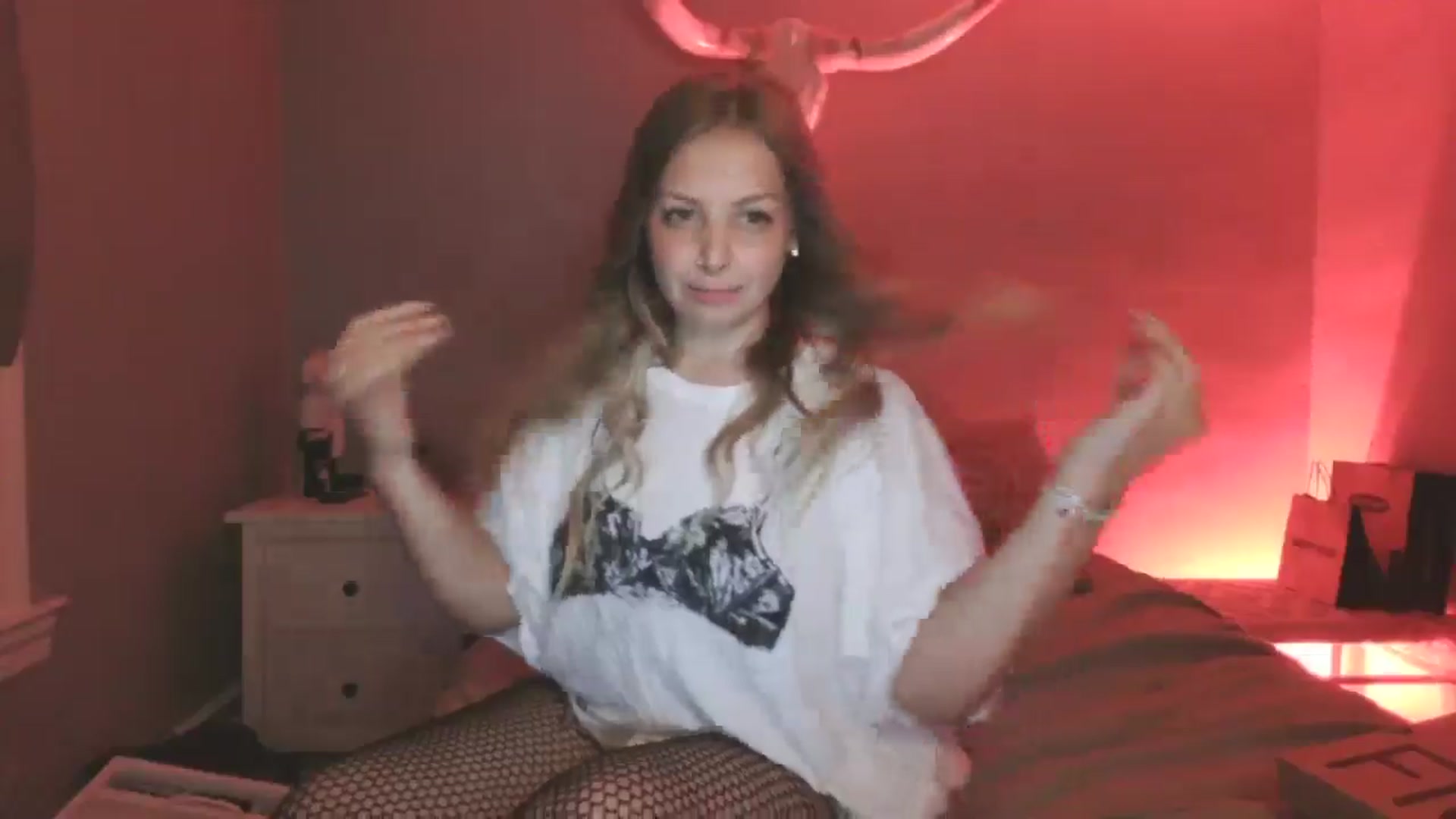 Gallery image thumbnail from Lovelyleah's myfreecams stream on, 08/25/2025, 16:33 image 18 of 20