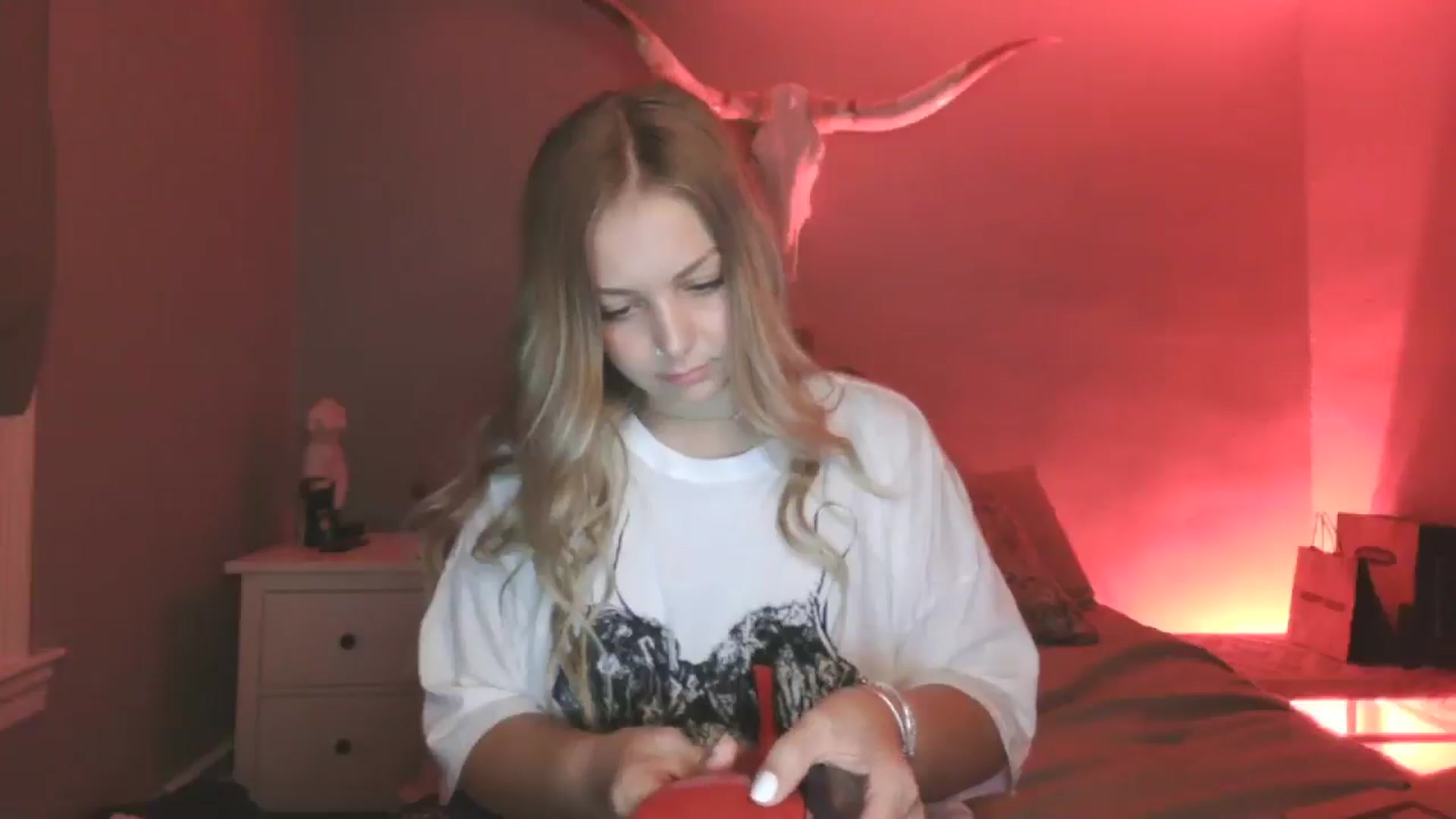 Gallery image thumbnail from Lovelyleah's myfreecams stream on, 08/25/2025, 16:33 image 20 of 20