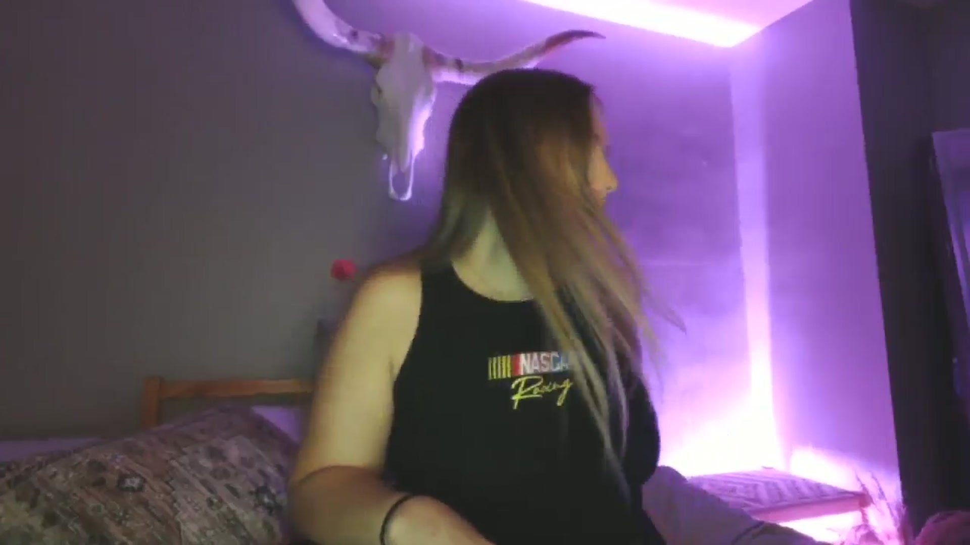 Gallery image thumbnail from Lovelyleah's myfreecams stream on, 09/06/2025, 07:32 image 12 of 20