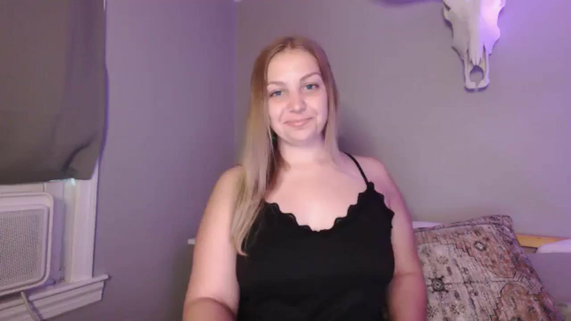 Gallery image thumbnail from Lovelyleah's myfreecams stream on, 09/28/2025, 17:58 image 18 of 20