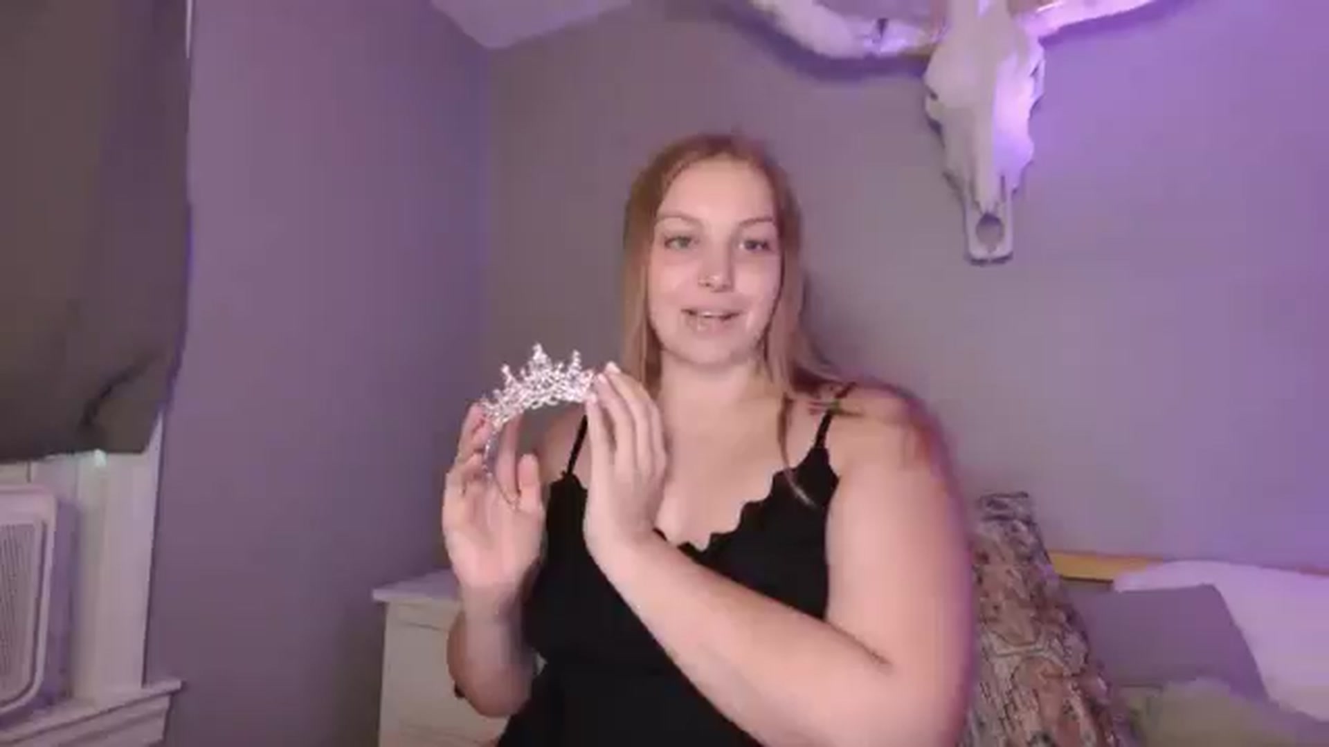 Gallery image thumbnail from Lovelyleah's myfreecams stream on, 09/28/2025, 17:58 image 14 of 20
