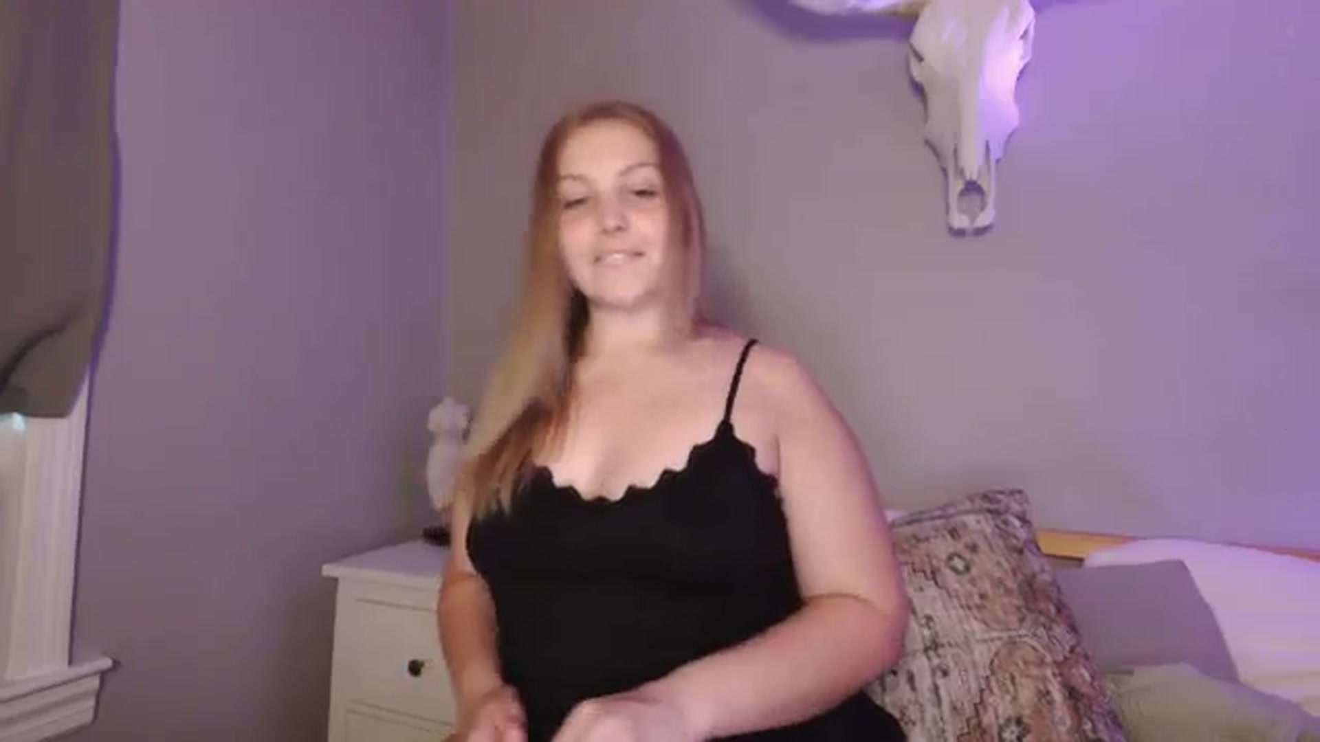 Gallery image thumbnail from Lovelyleah's myfreecams stream on, 09/28/2025, 17:58 image 20 of 20