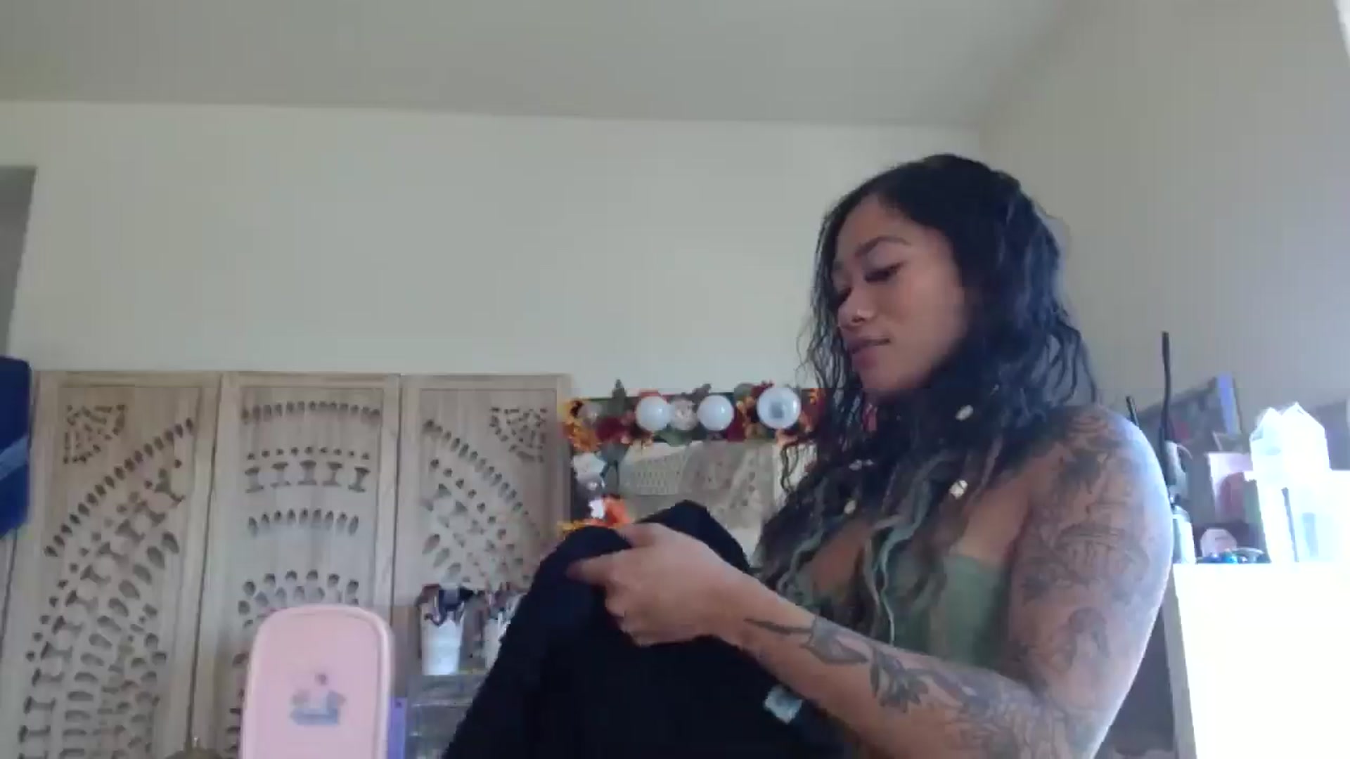 Gallery image thumbnail from Lovelyxmacii's myfreecams stream on, 07/10/2025, 23:26 image 8 of 20