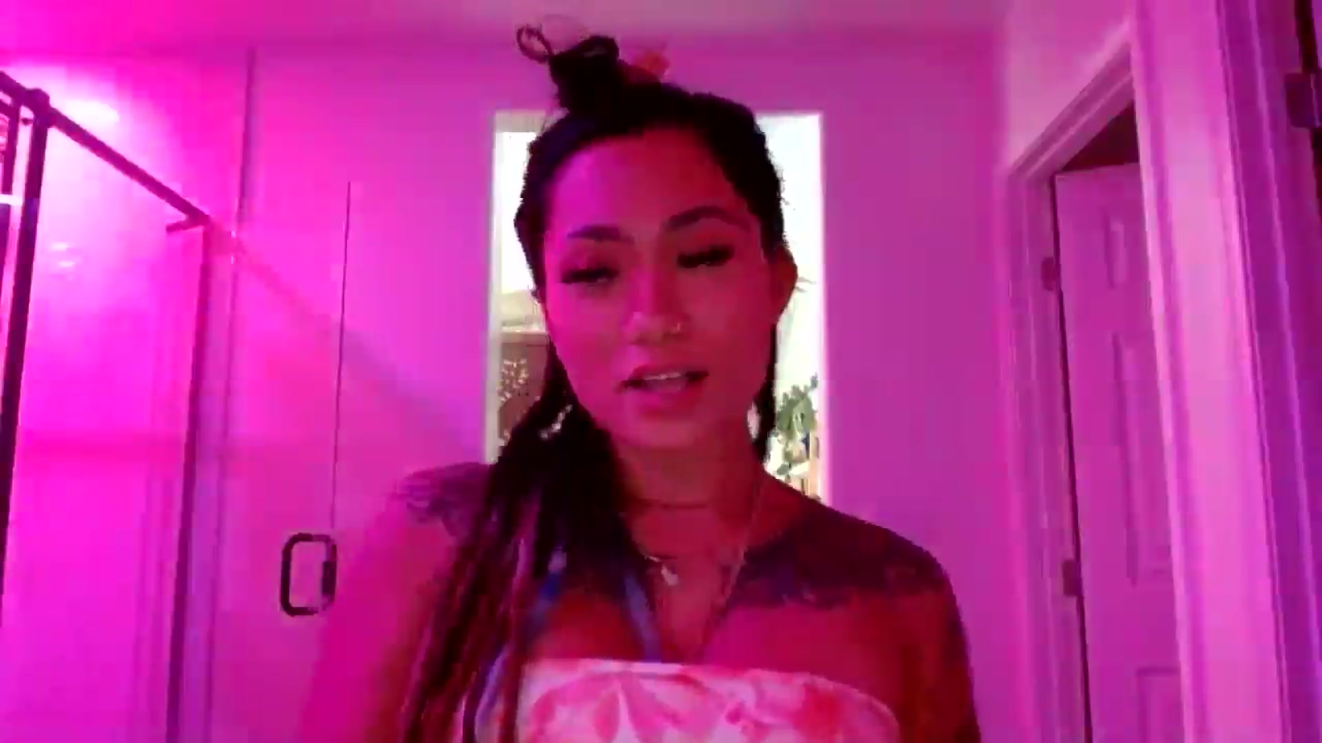 Gallery image thumbnail from Lovelyxmacii's myfreecams stream on, 07/15/2025, 07:44 image 17 of 20