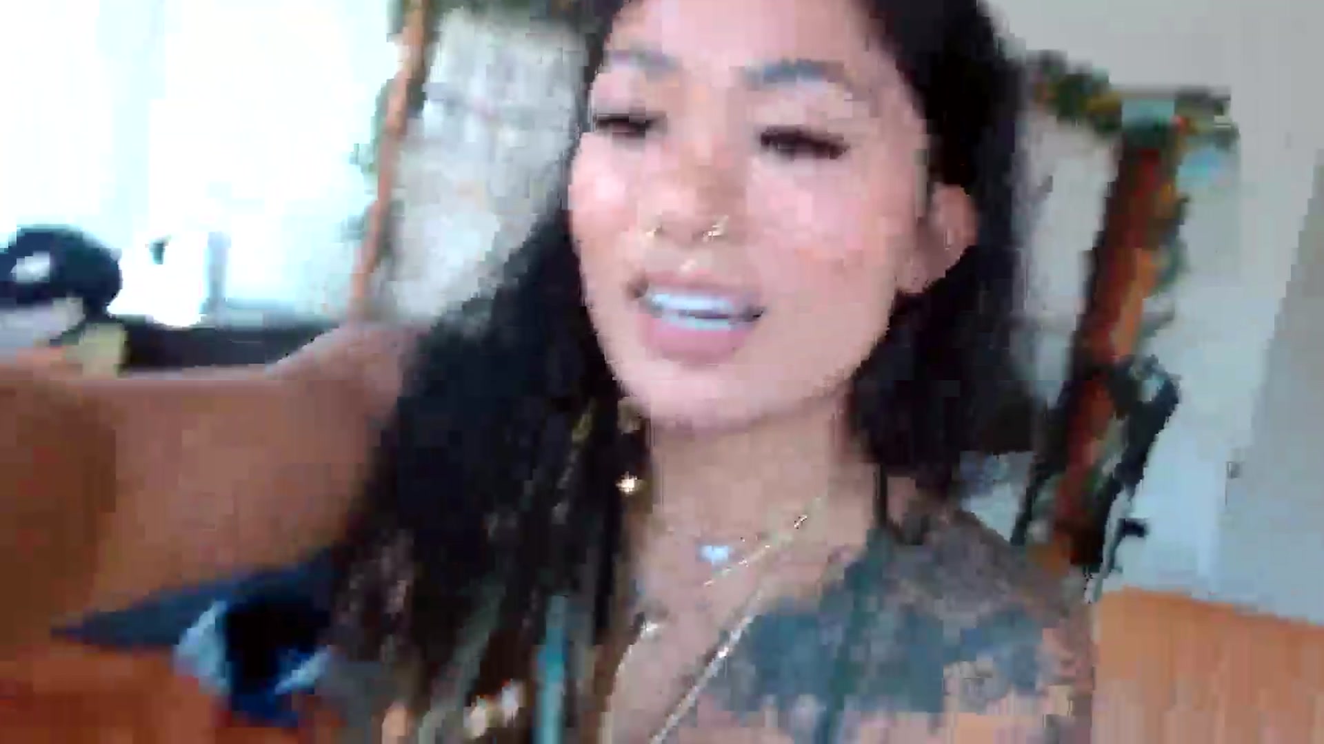 Gallery image thumbnail from Lovelyxmacii's myfreecams stream on, 07/17/2025, 24:01 image 13 of 20