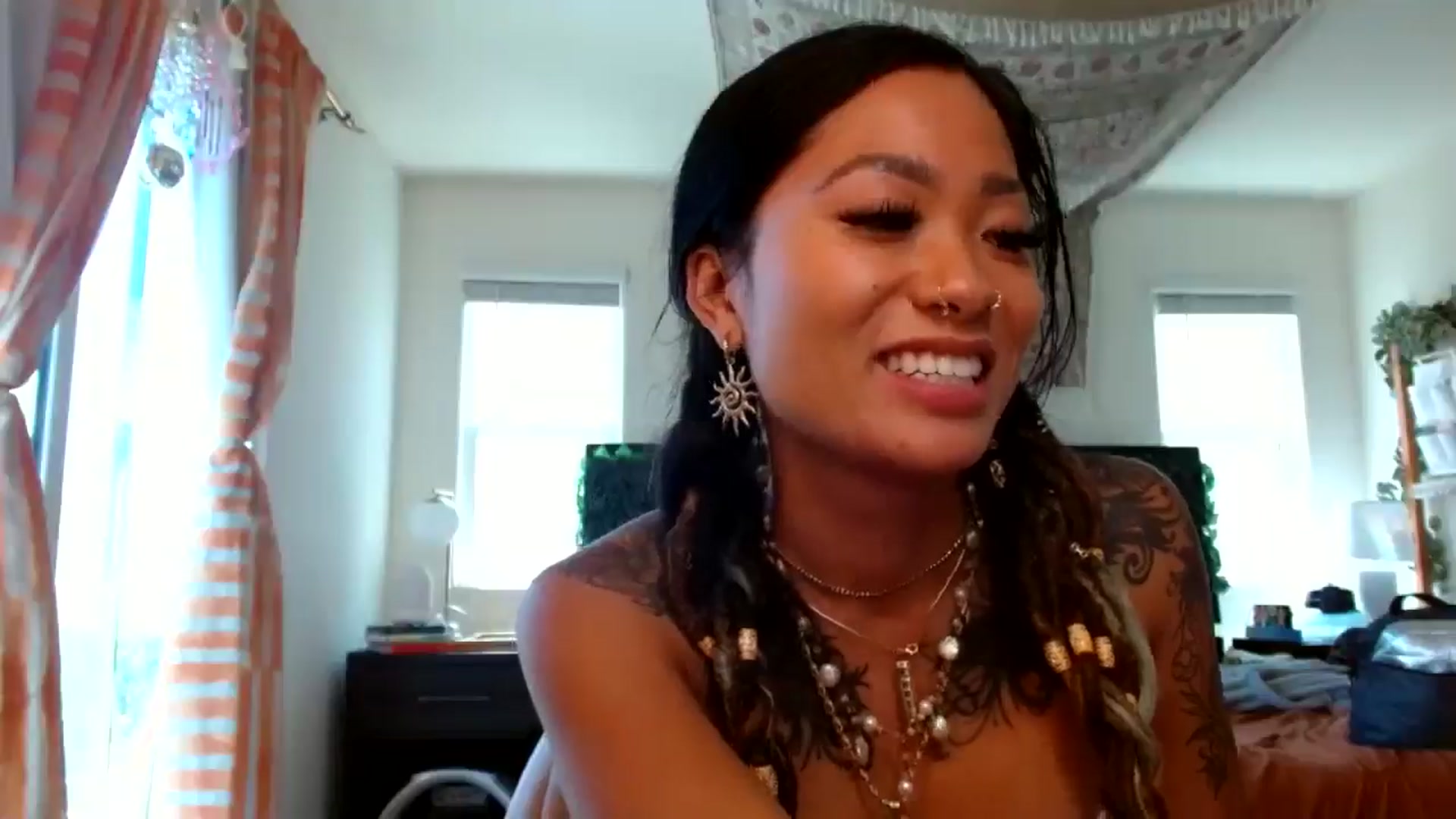 Gallery image thumbnail from Lovelyxmacii's myfreecams stream on, 07/23/2025, 21:54 image 20 of 20