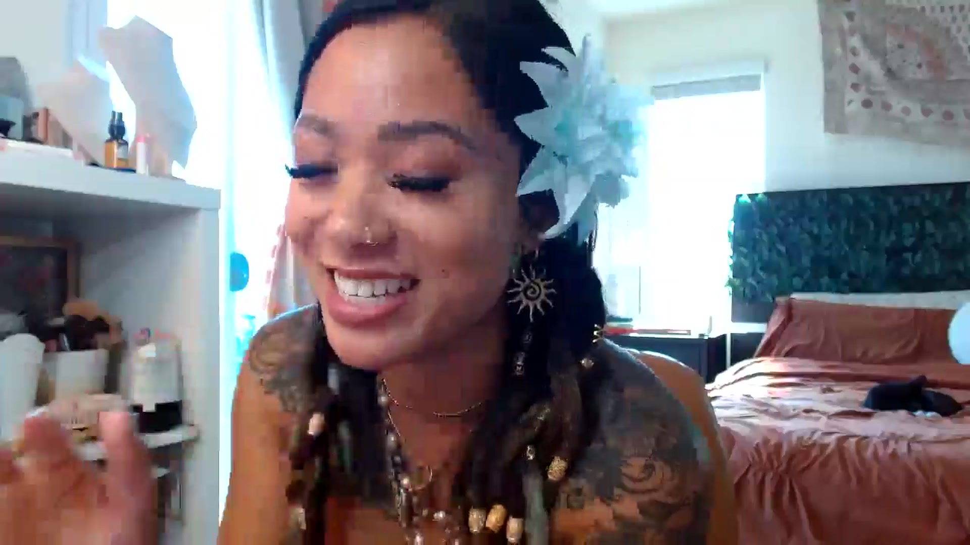 Gallery image thumbnail from Lovelyxmacii's myfreecams stream on, 07/23/2025, 23:50 image 5 of 20