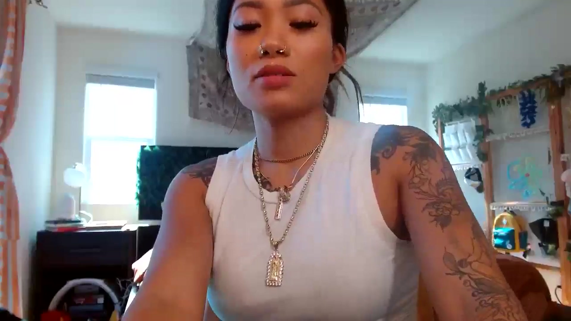 Gallery image thumbnail from Lovelyxmacii's myfreecams stream on, 07/24/2025, 23:10 image 10 of 20