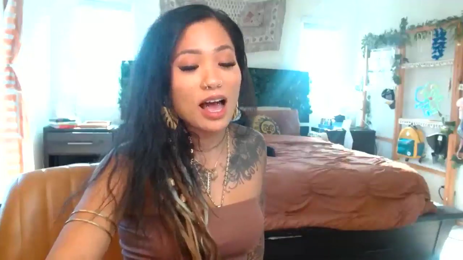 Gallery image thumbnail from Lovelyxmacii's myfreecams stream on, 07/25/2025, 24:00 image 12 of 20