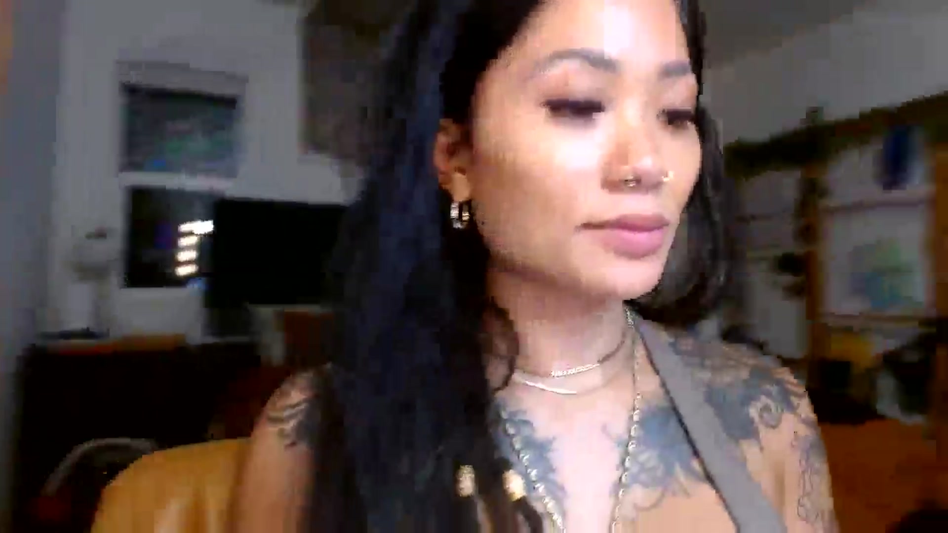 Gallery image thumbnail from Lovelyxmacii's myfreecams stream on, 07/29/2025, 06:00 image 6 of 20