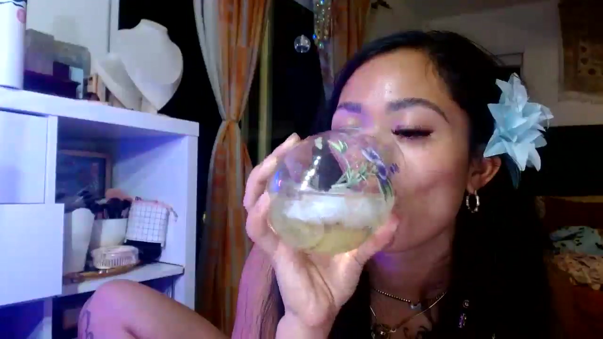 Gallery image thumbnail from Lovelyxmacii's myfreecams stream on, 07/30/2025, 08:46 image 9 of 20