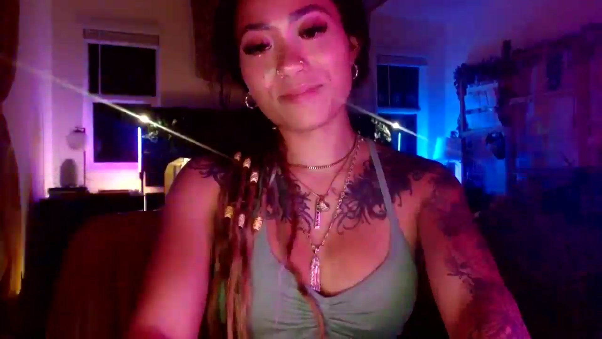 Gallery image thumbnail from Lovelyxmacii's myfreecams stream on, 07/31/2025, 06:33 image 17 of 20