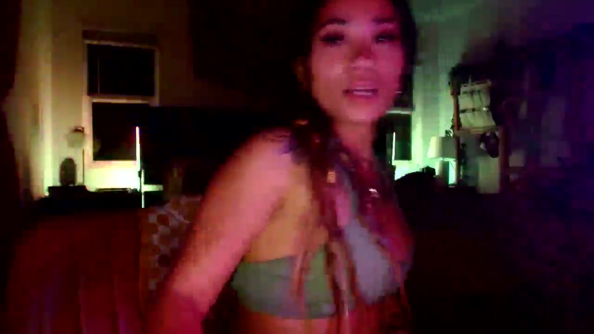 Gallery image thumbnail from Lovelyxmacii's myfreecams stream on, 07/31/2025, 06:33 image 19 of 20