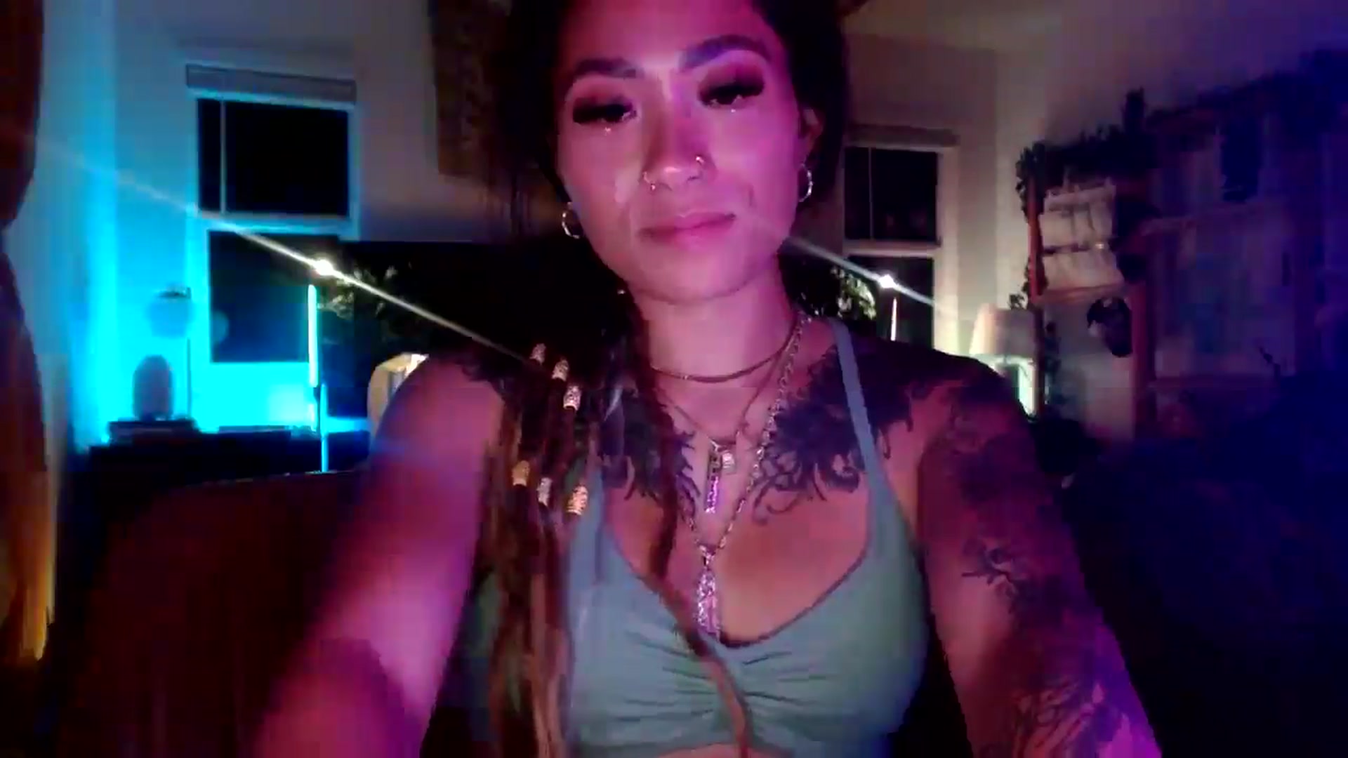 Gallery image thumbnail from Lovelyxmacii's myfreecams stream on, 07/31/2025, 06:33 image 16 of 20