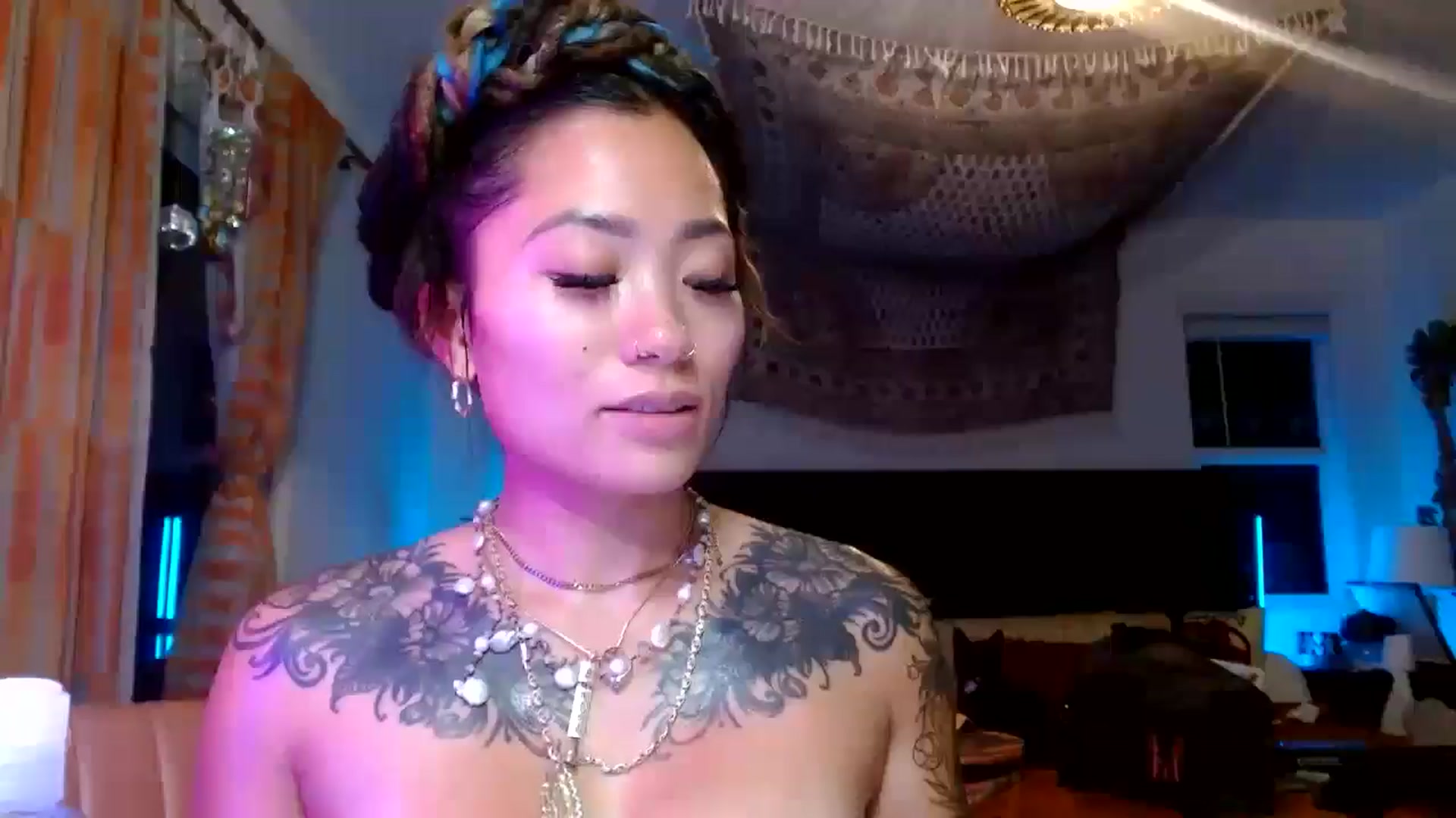 Gallery image thumbnail from Lovelyxmacii's myfreecams stream on, 08/02/2025, 09:39 image 16 of 20