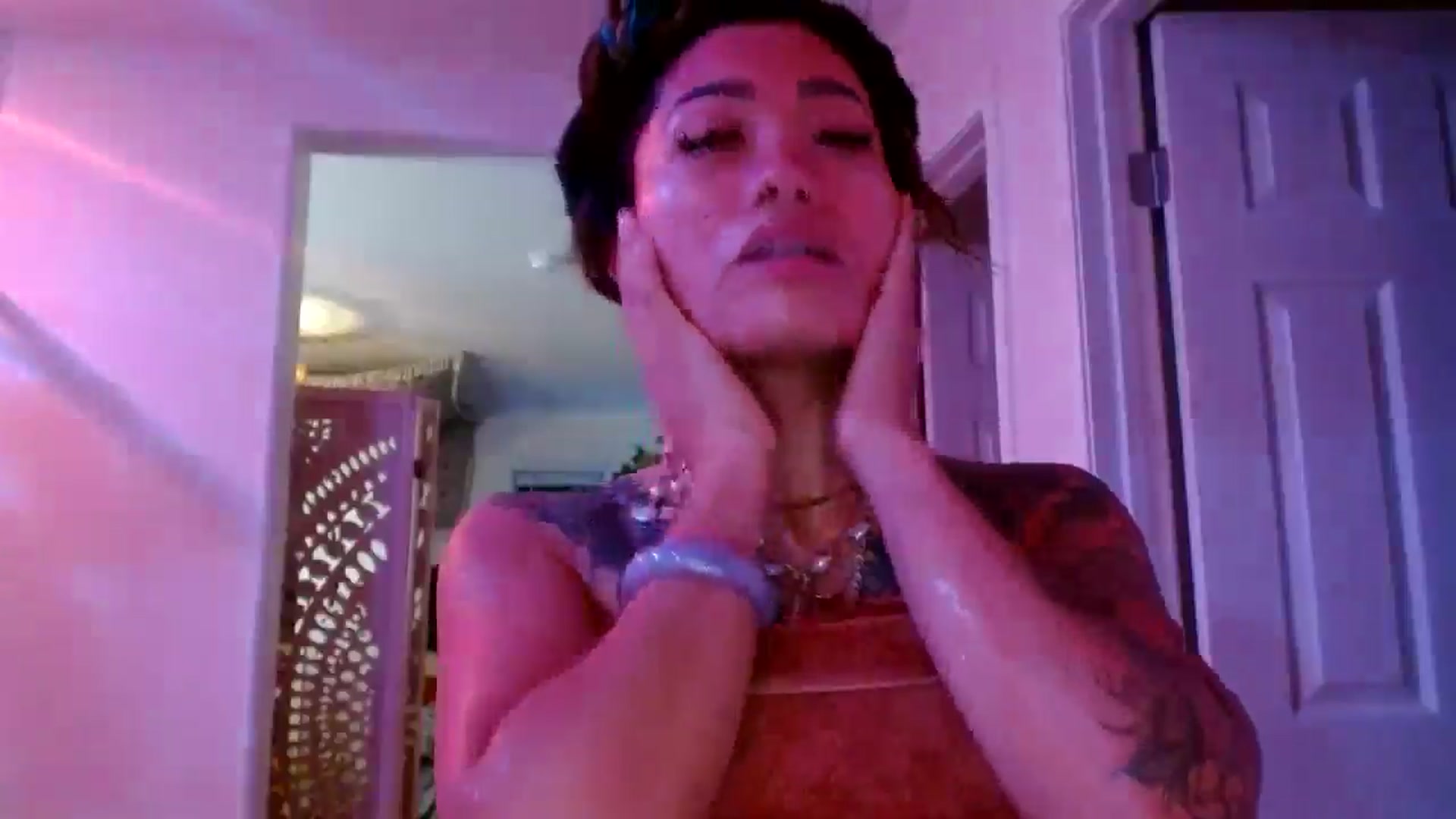 Gallery image thumbnail from Lovelyxmacii's myfreecams stream on, 08/02/2025, 09:39 image 3 of 20