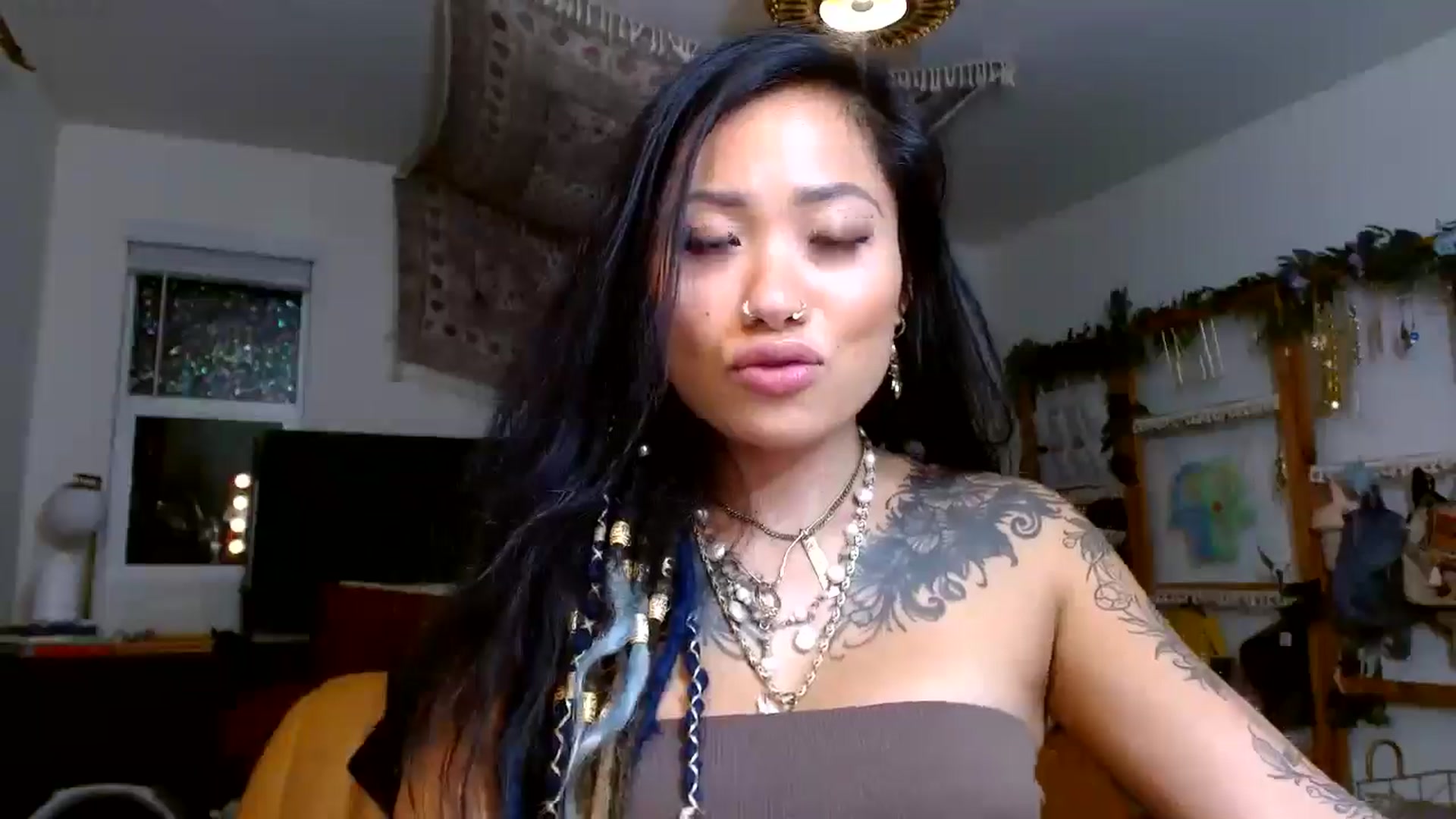 Gallery image thumbnail from Lovelyxmacii's myfreecams stream on, 08/15/2025, 07:30 image 5 of 20