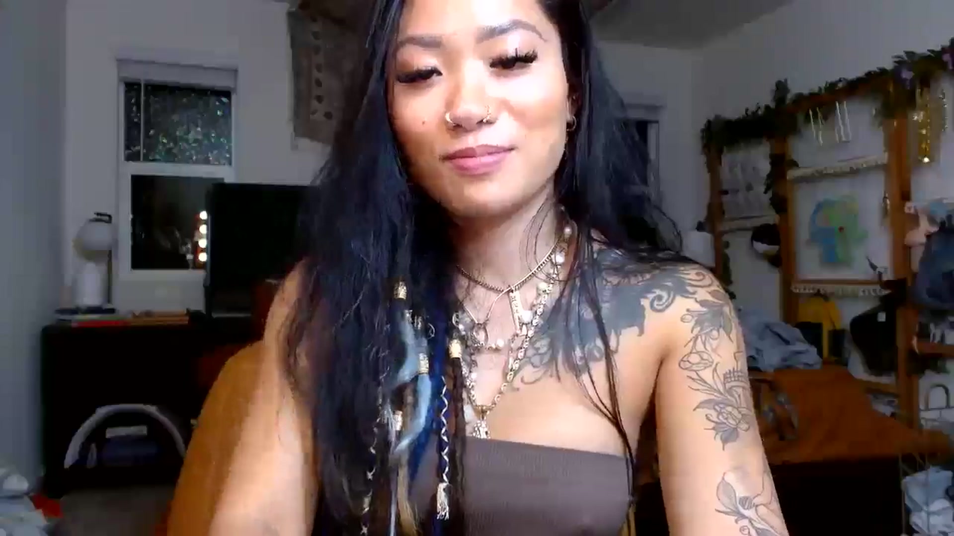 Gallery image thumbnail from Lovelyxmacii's myfreecams stream on, 08/15/2025, 07:30 image 16 of 20