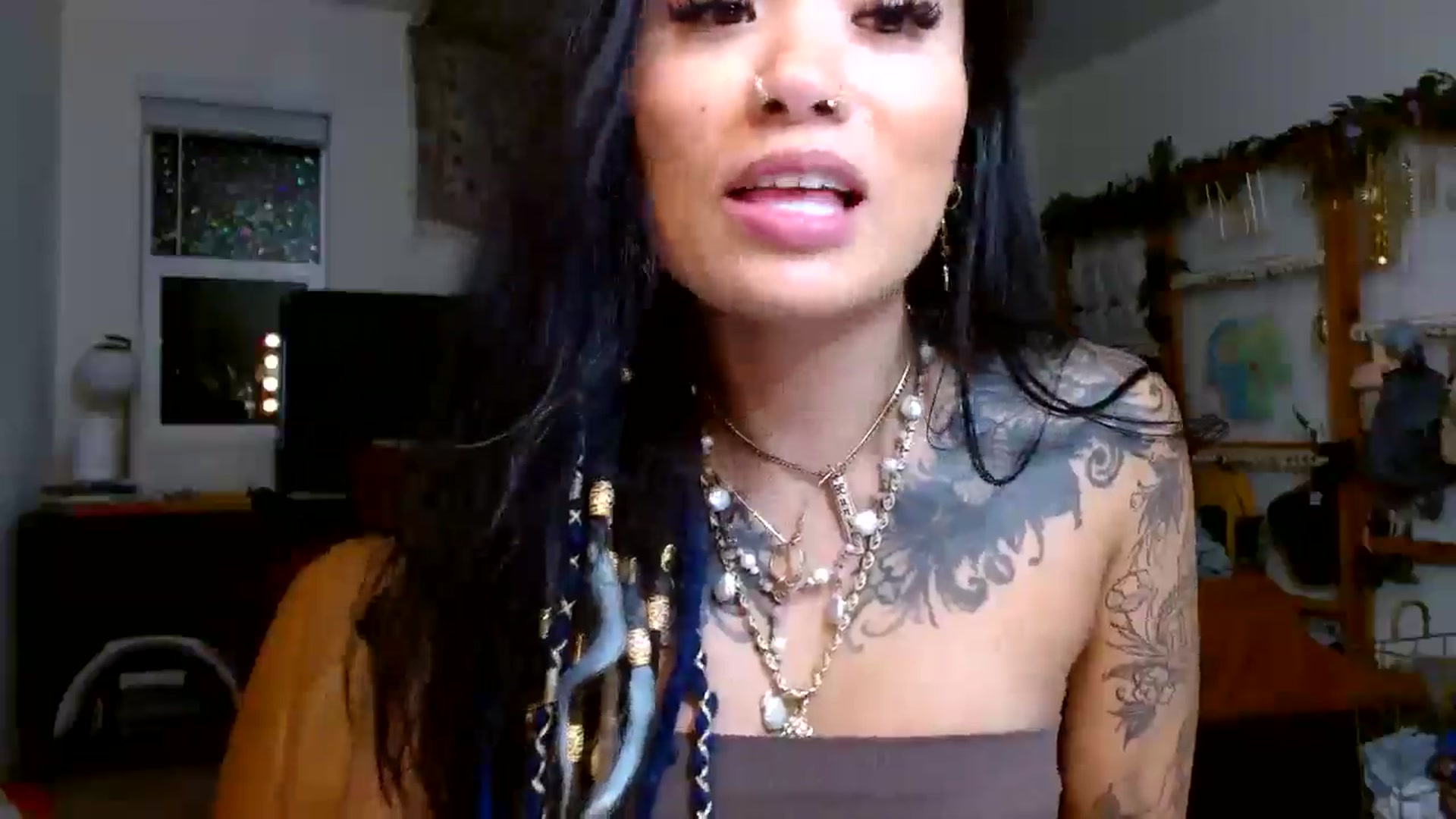 Gallery image thumbnail from Lovelyxmacii's myfreecams stream on, 08/15/2025, 07:30 image 8 of 20