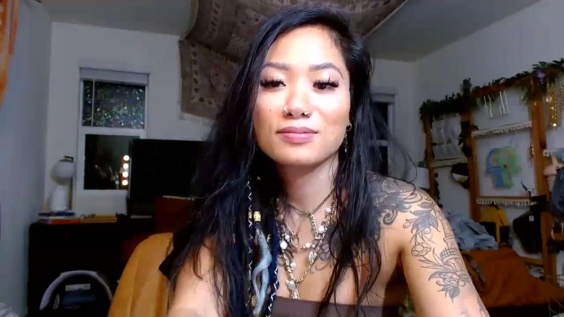 Gallery image thumbnail from Lovelyxmacii's myfreecams stream on, 08/15/2025, 07:30 image 4 of 20