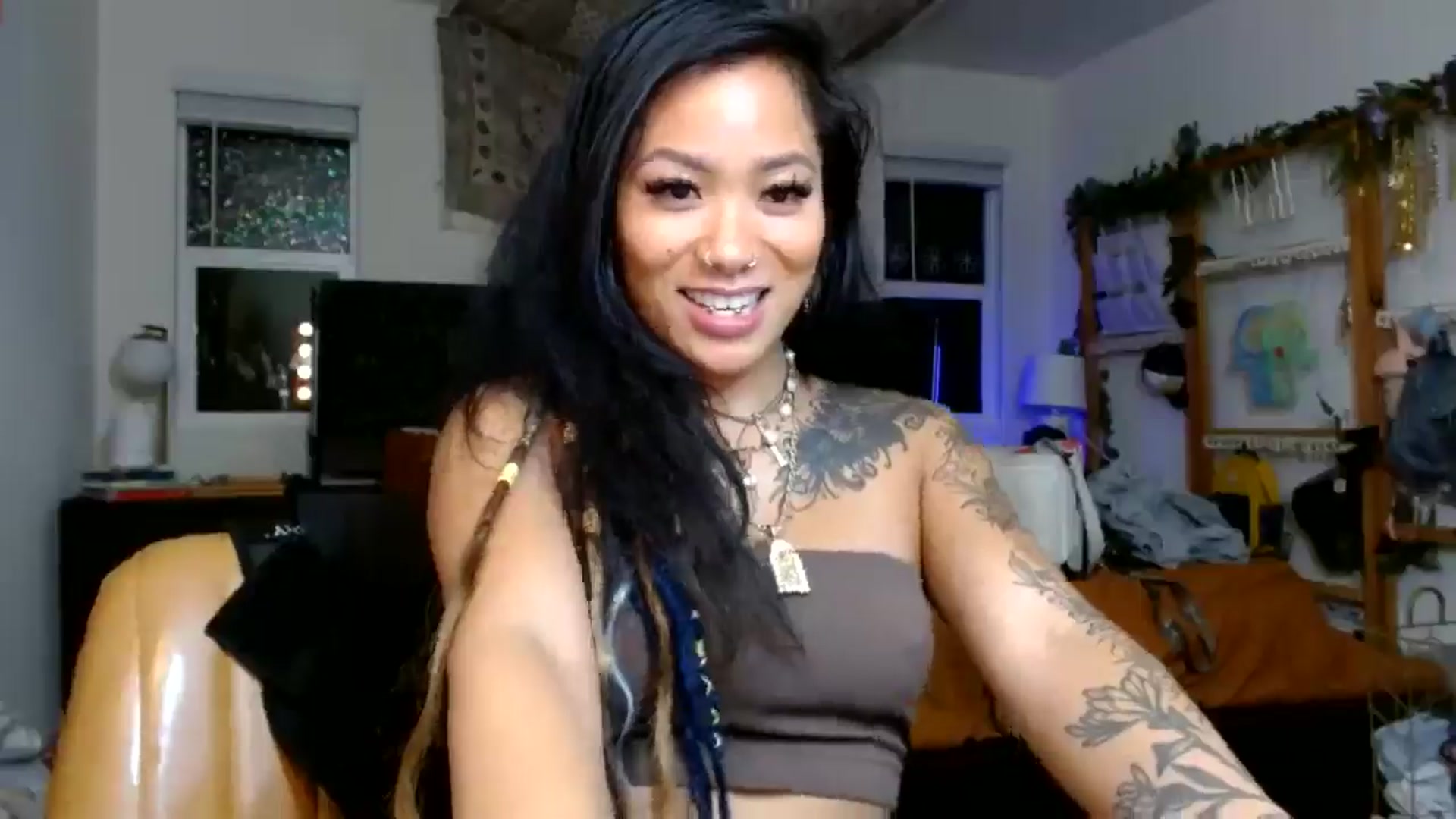 Gallery image thumbnail from Lovelyxmacii's myfreecams stream on, 08/15/2025, 08:47 image 3 of 20