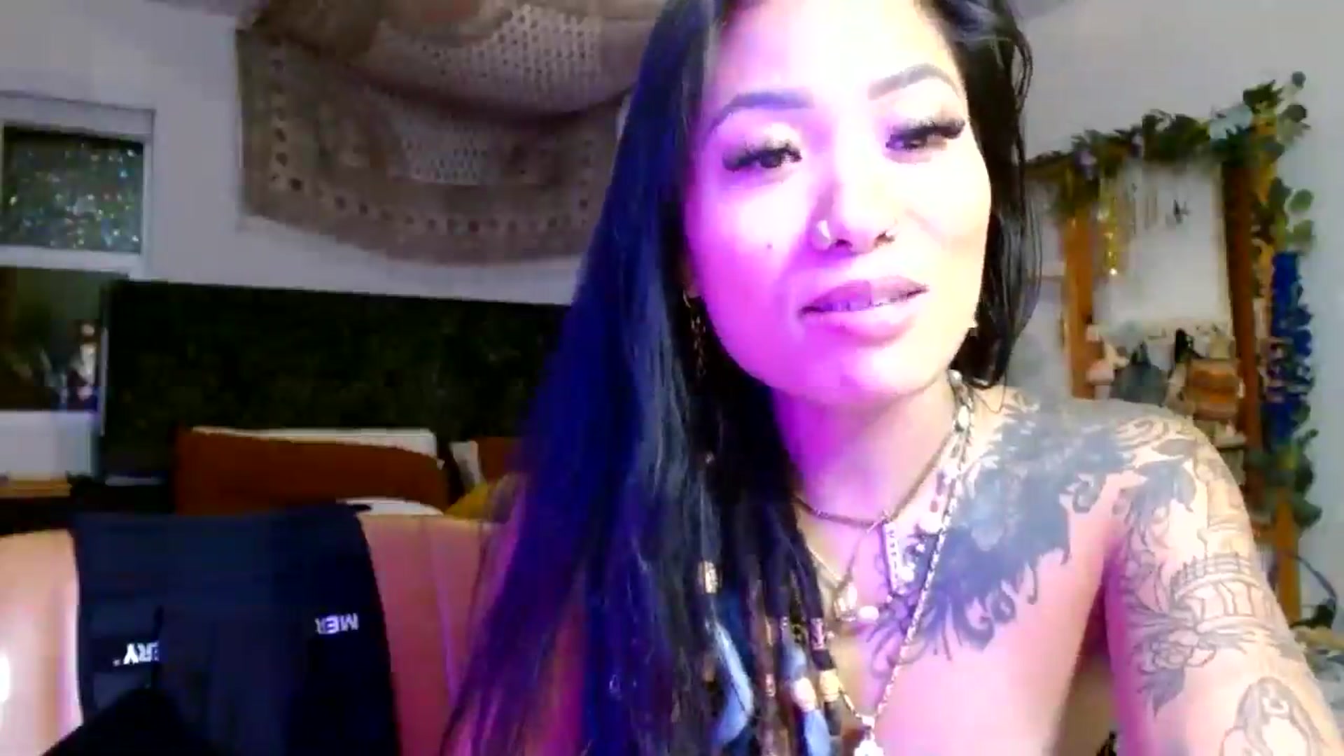Gallery image thumbnail from Lovelyxmacii's myfreecams stream on, 08/15/2025, 08:47 image 18 of 20