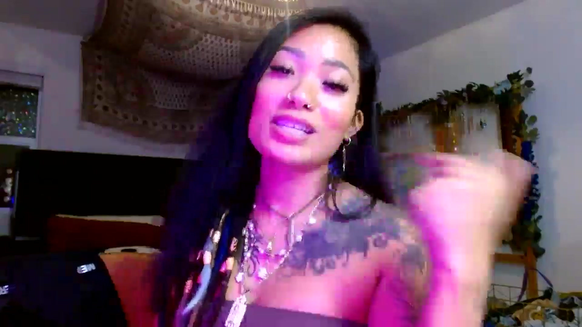 Gallery image thumbnail from Lovelyxmacii's myfreecams stream on, 08/15/2025, 08:47 image 15 of 20