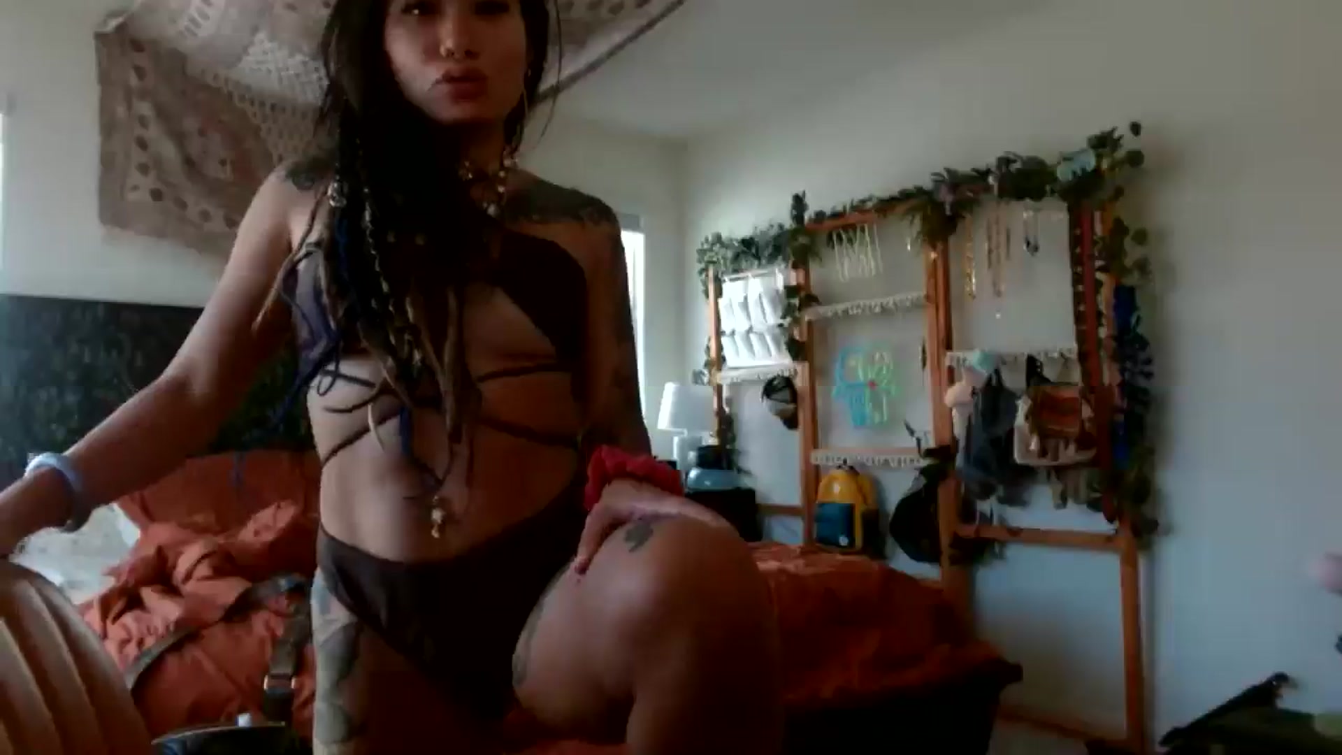 Gallery image thumbnail from Lovelyxmacii's myfreecams stream on, 08/16/2025, 16:12 image 12 of 20