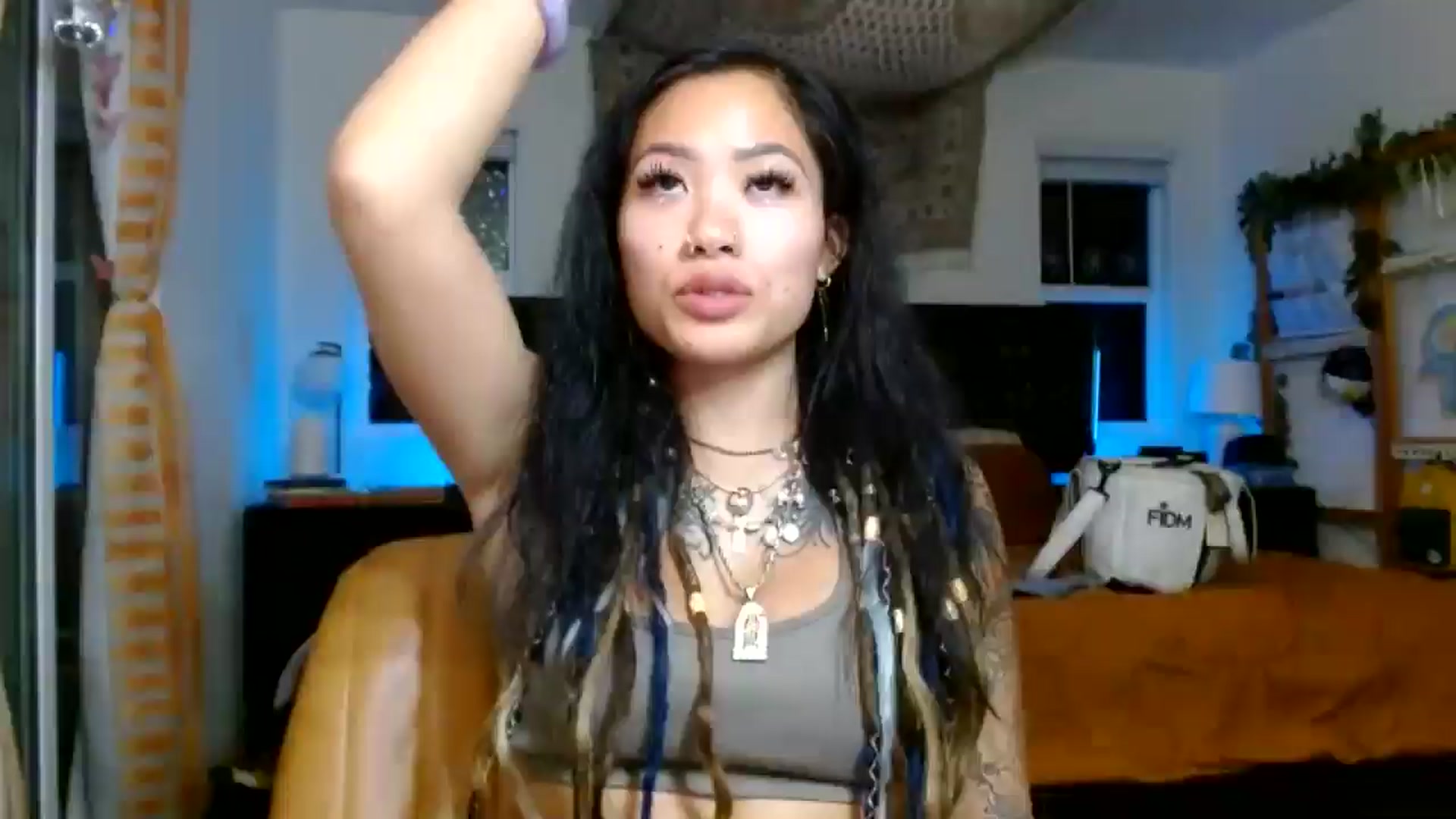 Gallery image thumbnail from Lovelyxmacii's myfreecams stream on, 08/18/2025, 04:32 image 1 of 20